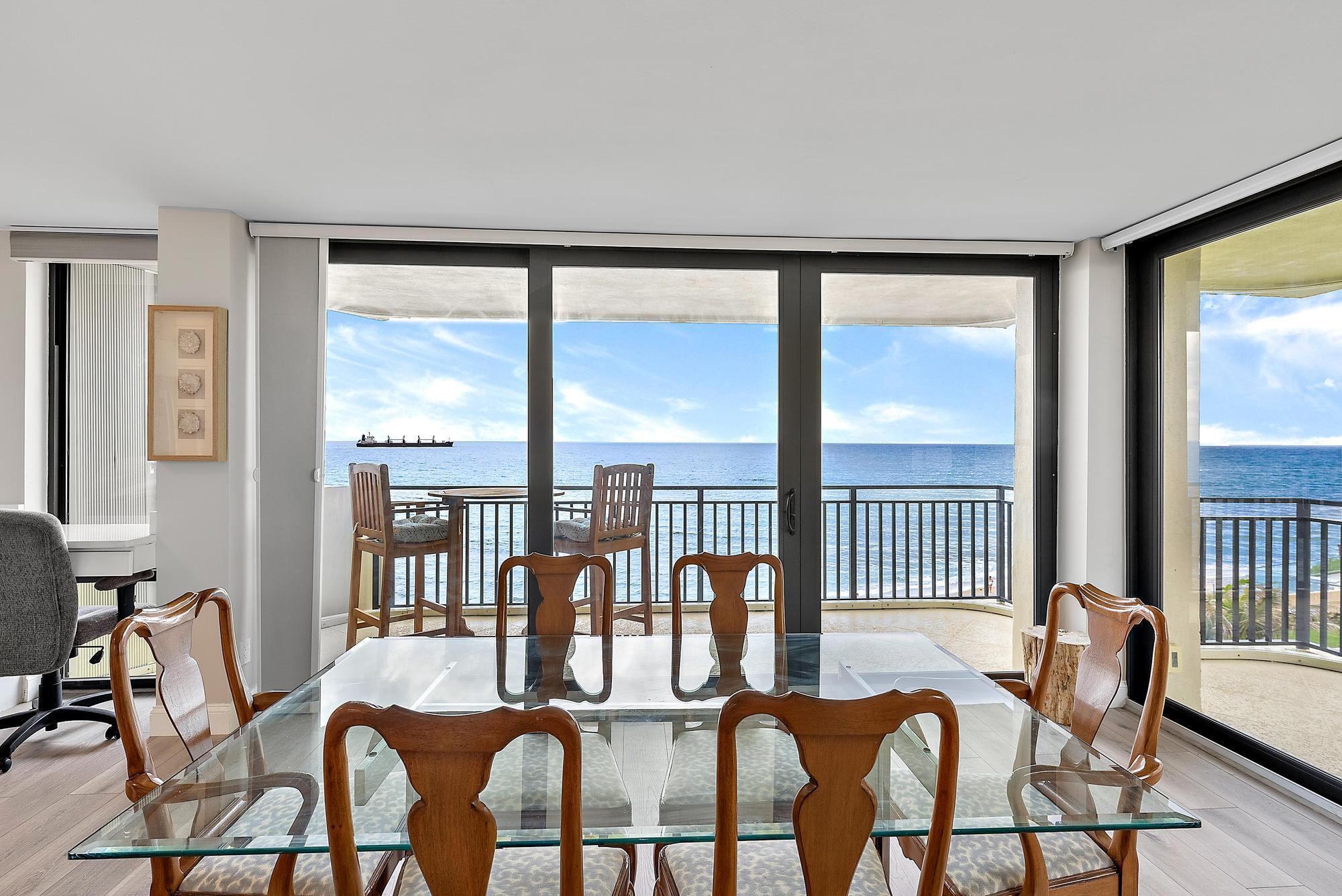 5460 N Ocean Drive 3b Property Photo 9