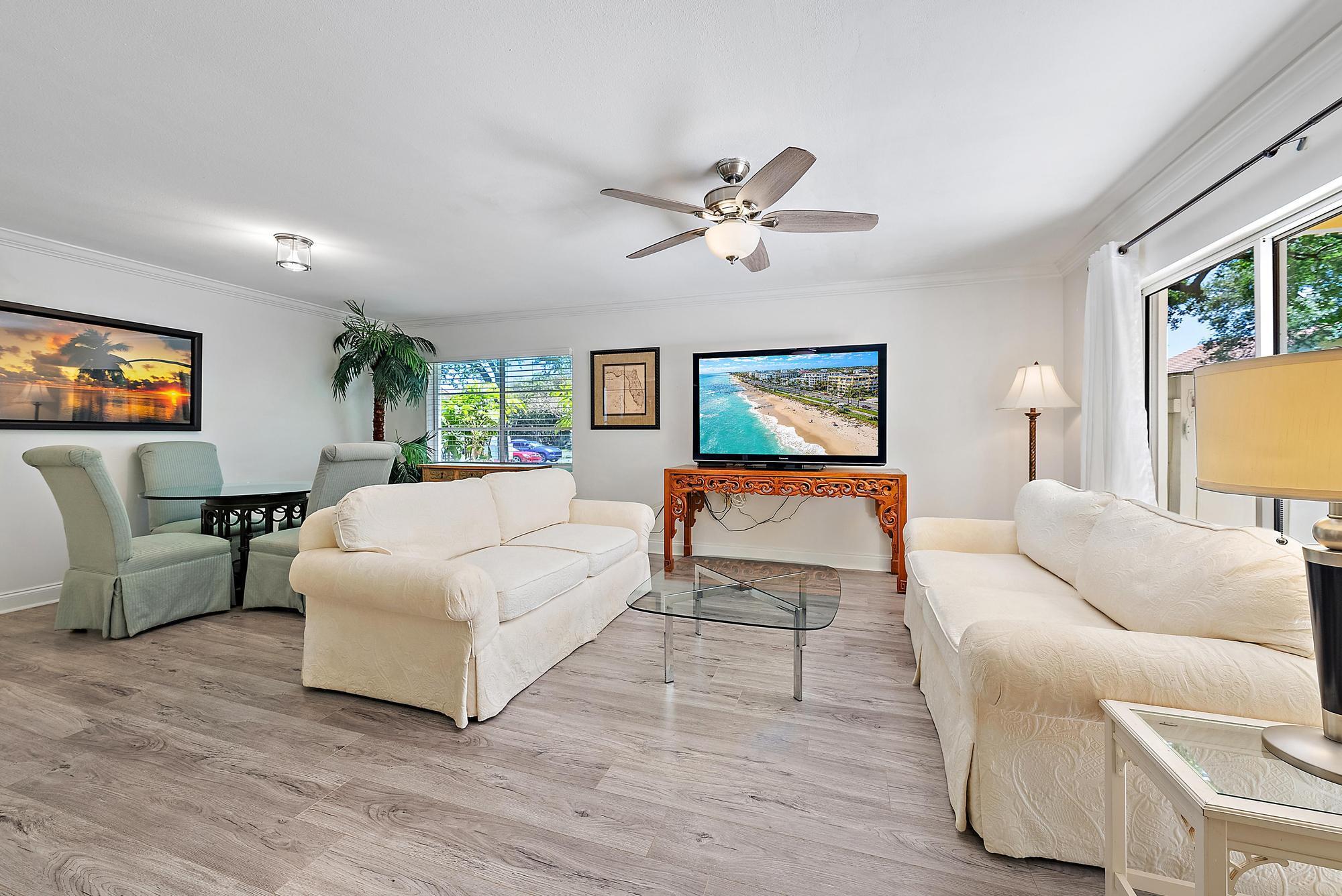 154 Seabreeze Circle Property Photo 8