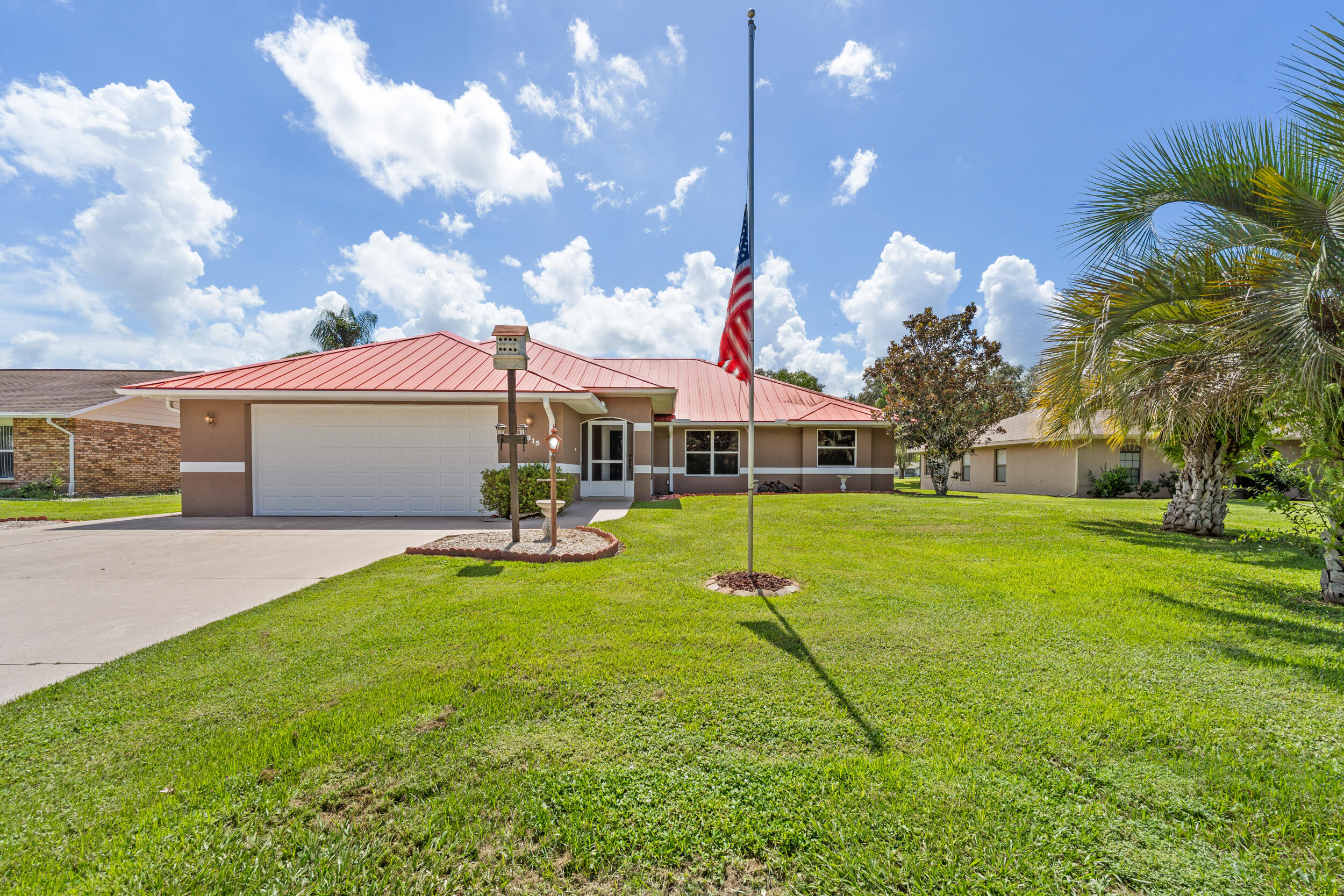 3613 OAKVIEW Drive