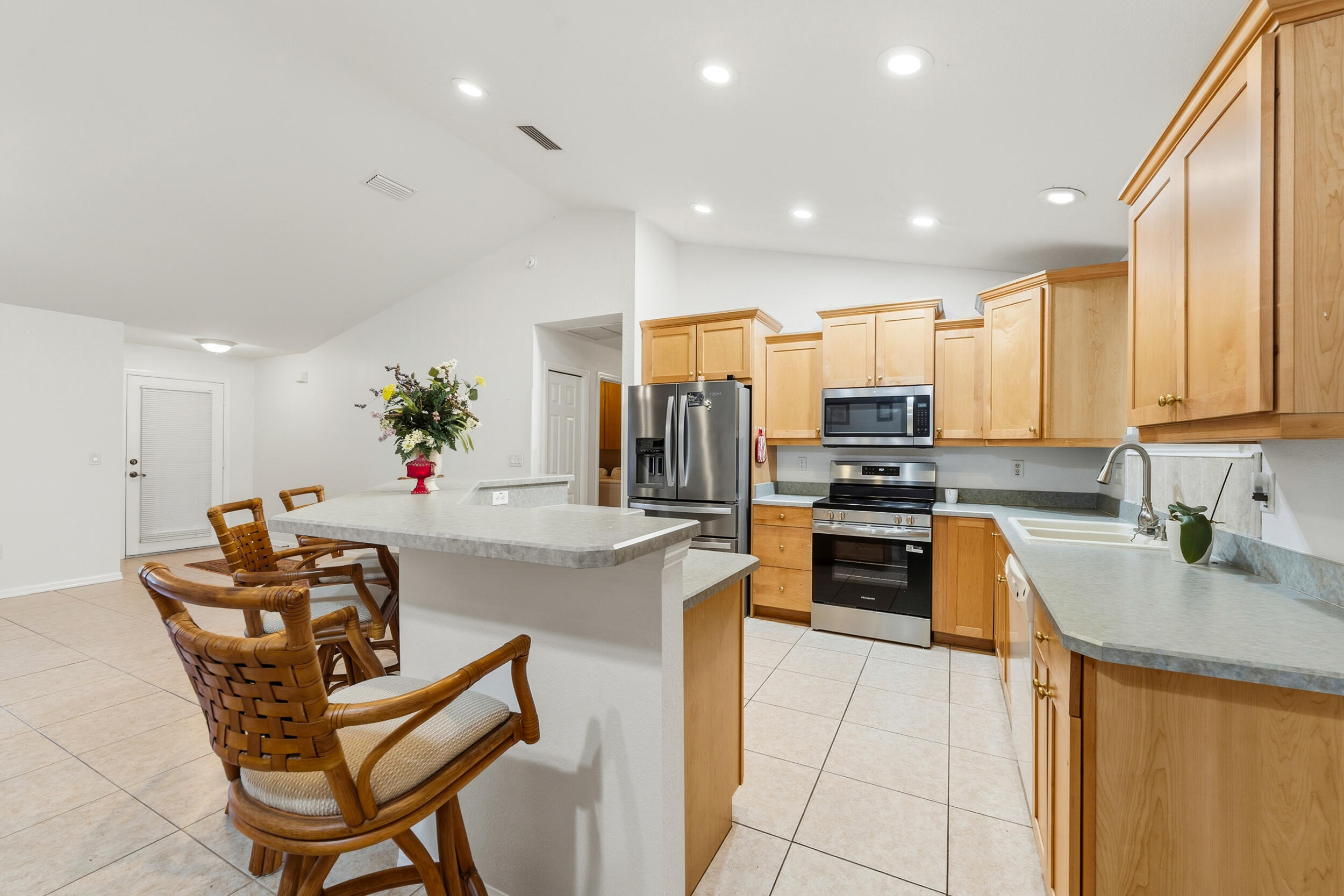 3613 Oakview Drive Property Photo 8