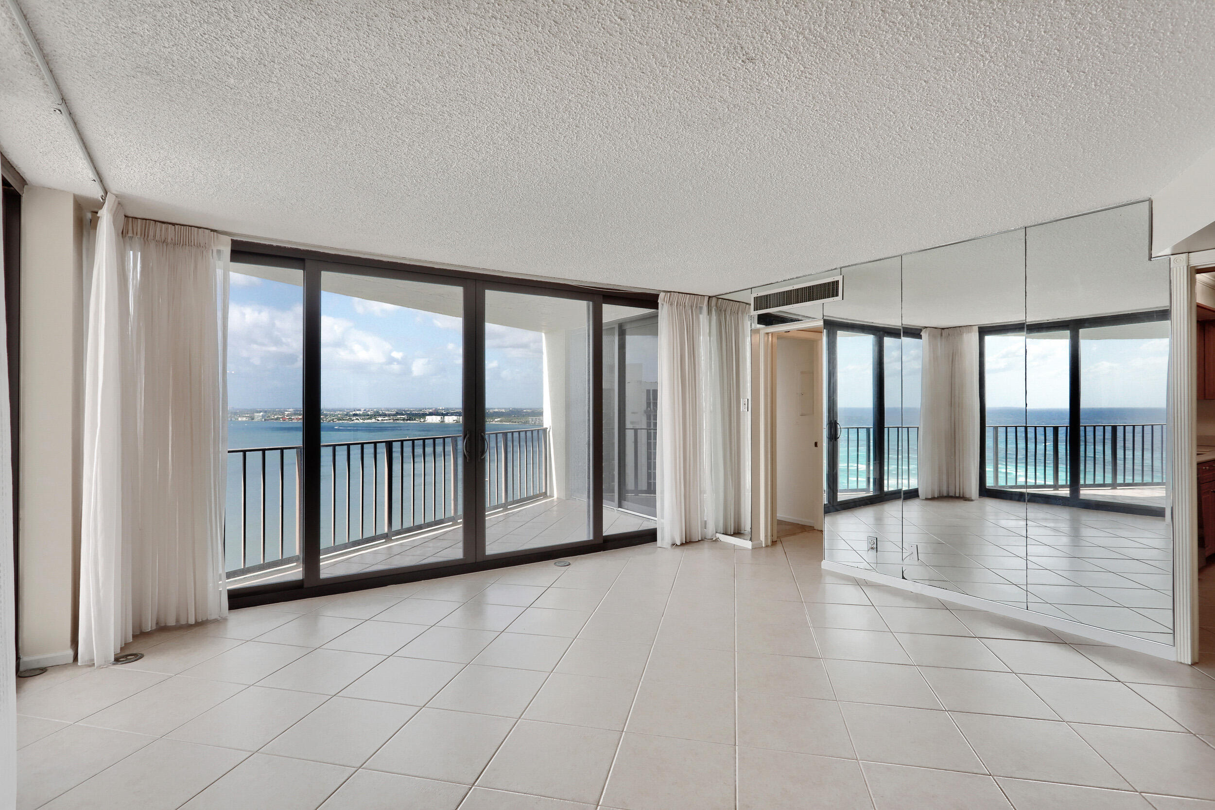 5420 N Ocean Drive 2404 Property Photo 10