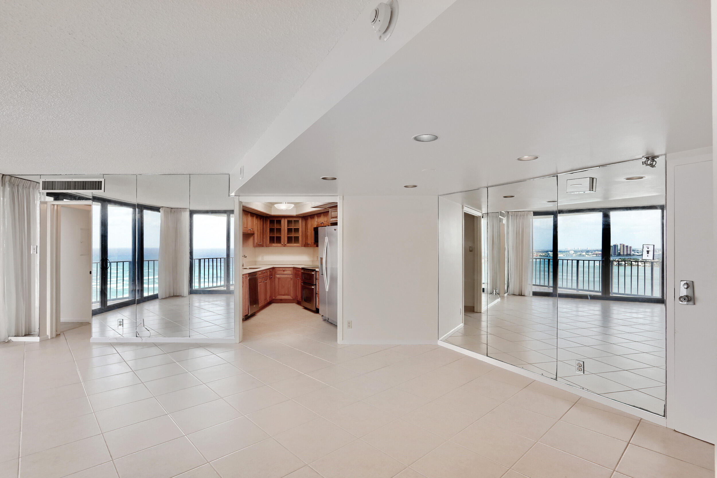 5420 N Ocean Drive 2404 Property Photo 14