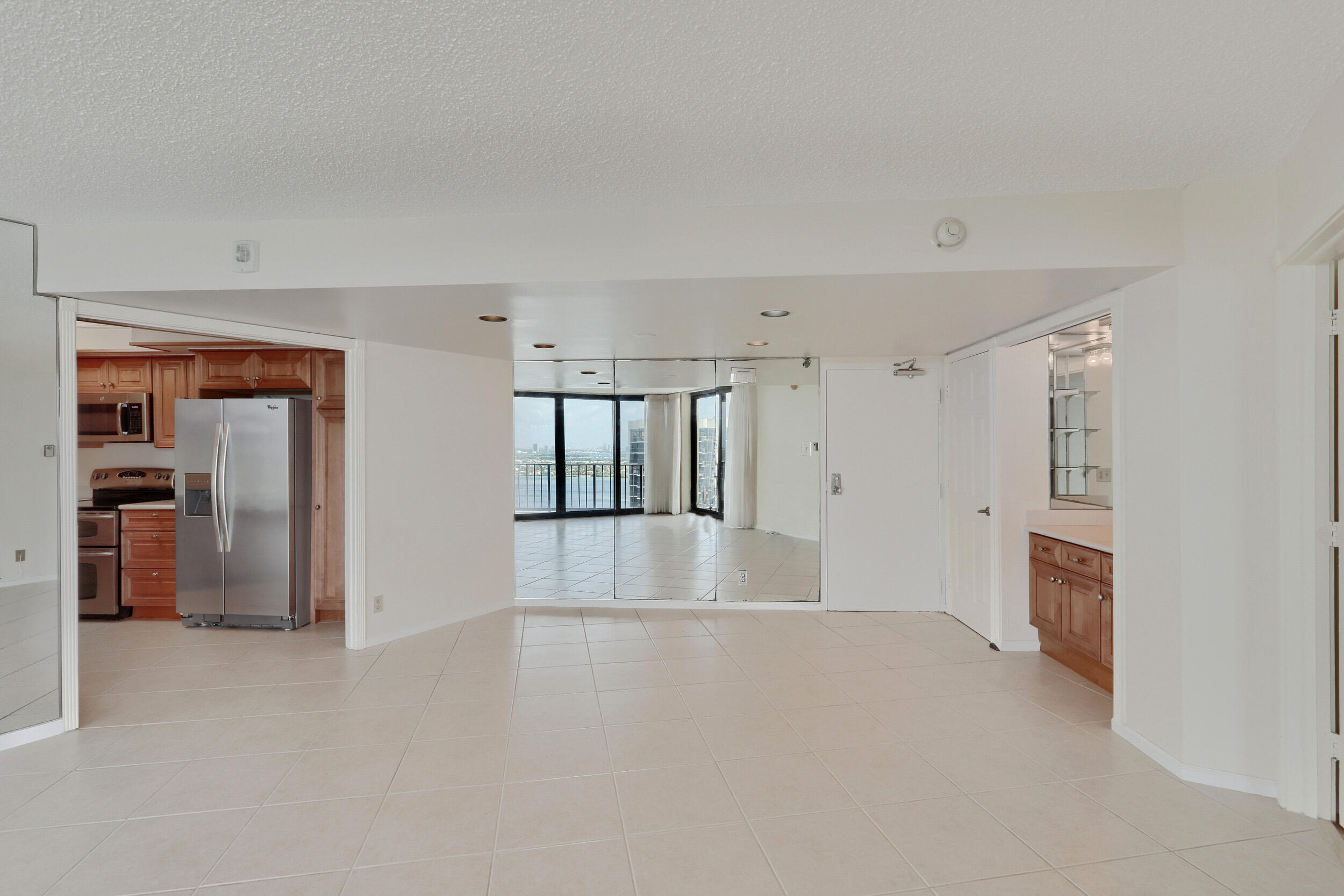 5420 N Ocean Drive 2404 Property Photo 19