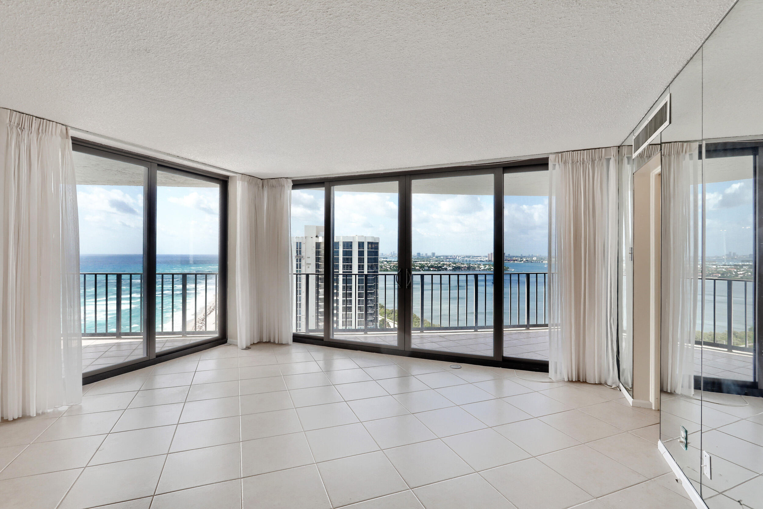 5420 N Ocean Drive 2404 Property Photo 20