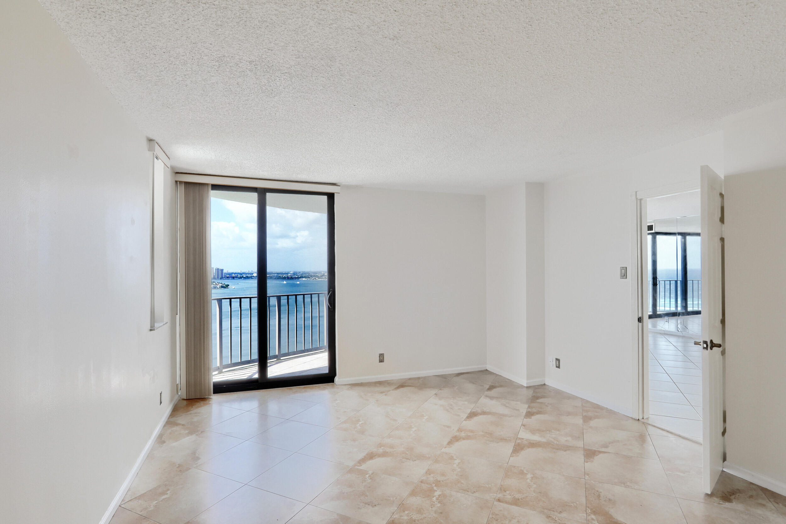5420 N Ocean Drive 2404 Property Photo 26