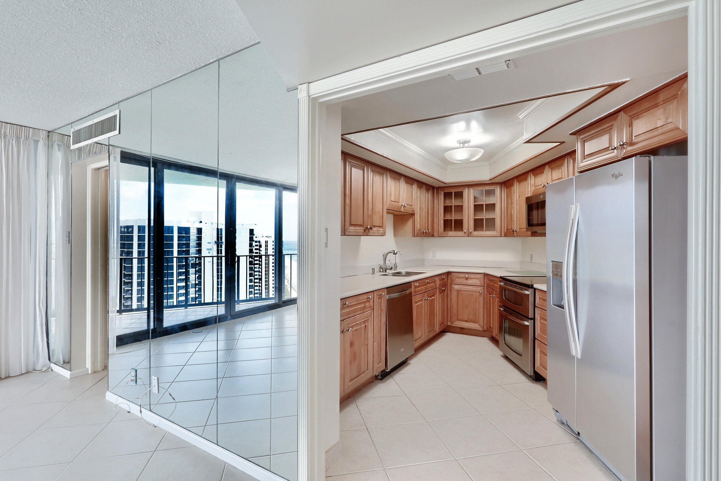 5420 N Ocean Drive 2404 Property Photo 47
