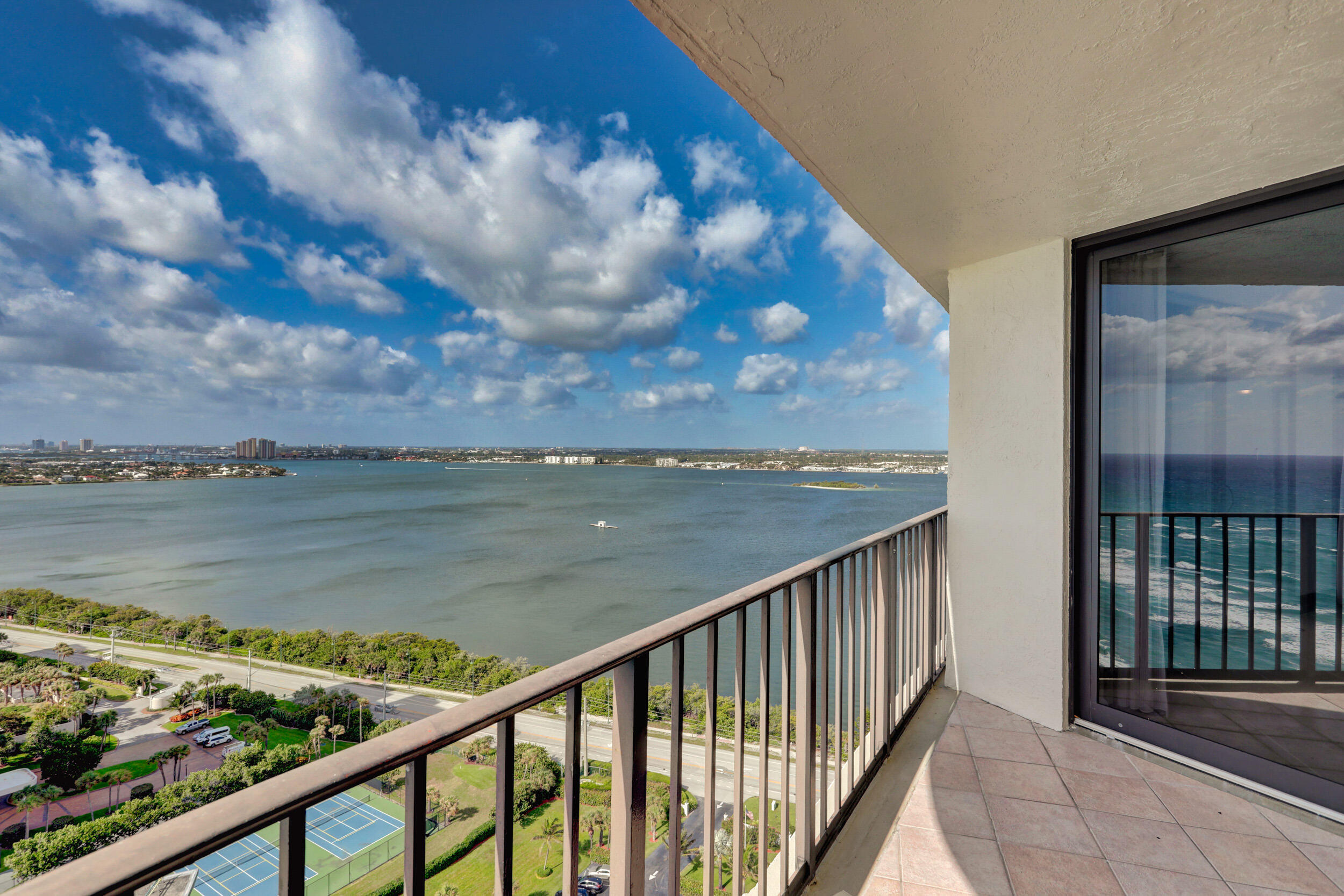 5420 N Ocean Drive 2404 Property Photo 63