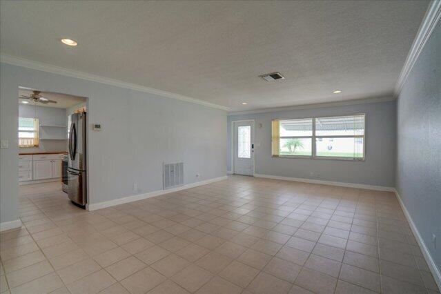 1590 Sw 13th Terrace Property Photo 9