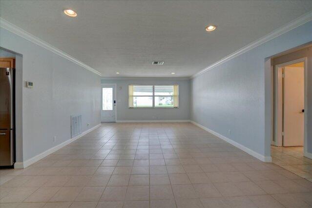 1590 Sw 13th Terrace Property Photo 10