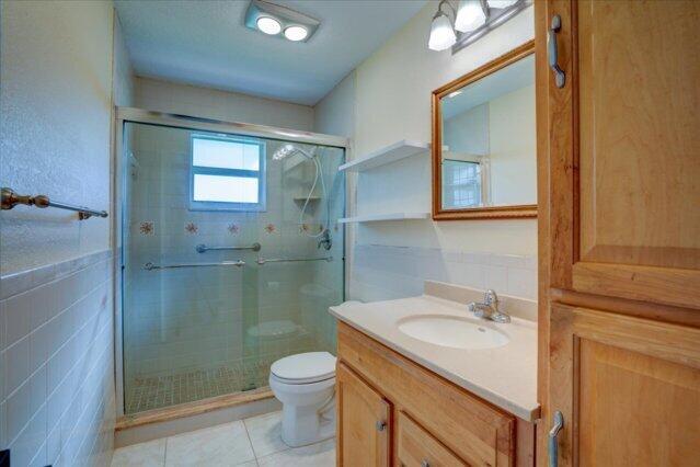 1590 Sw 13th Terrace Property Photo 28