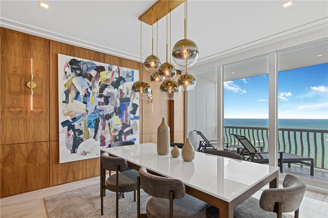2200 S Ocean Lane 3105 Property Photo 18