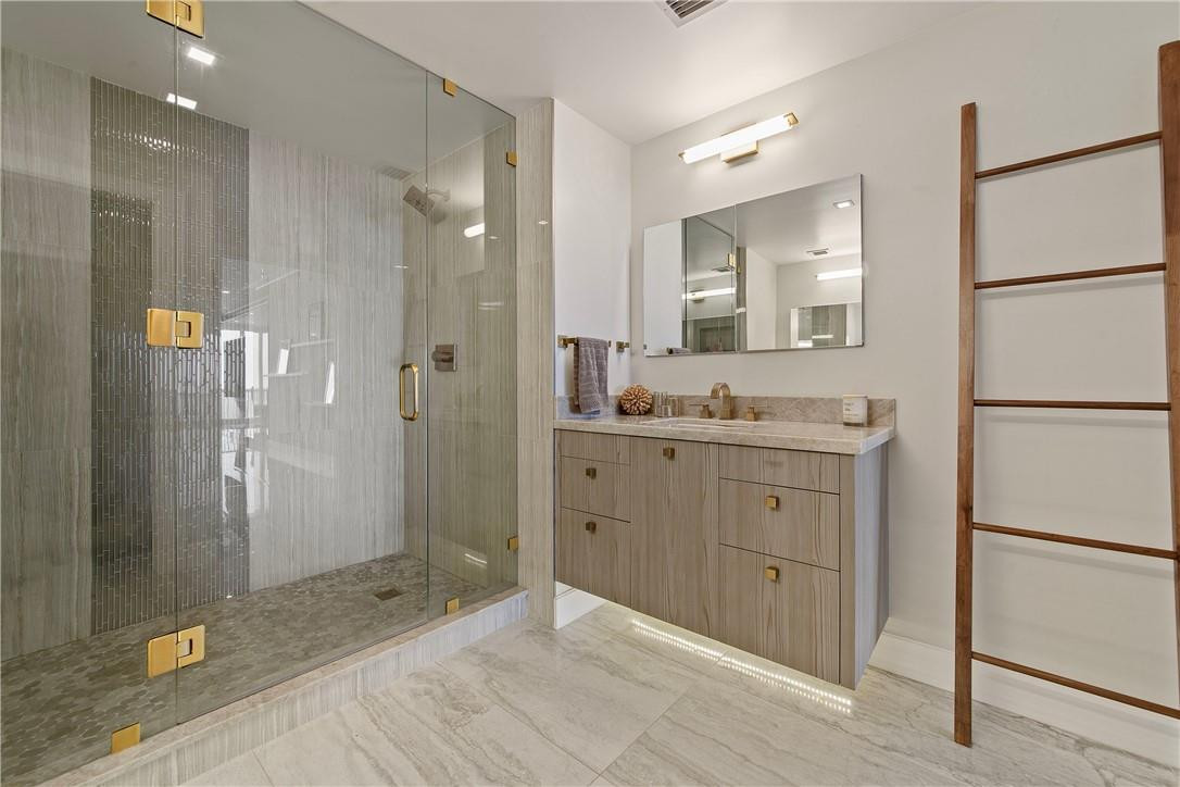 2200 S Ocean Lane 3105 Property Photo 27