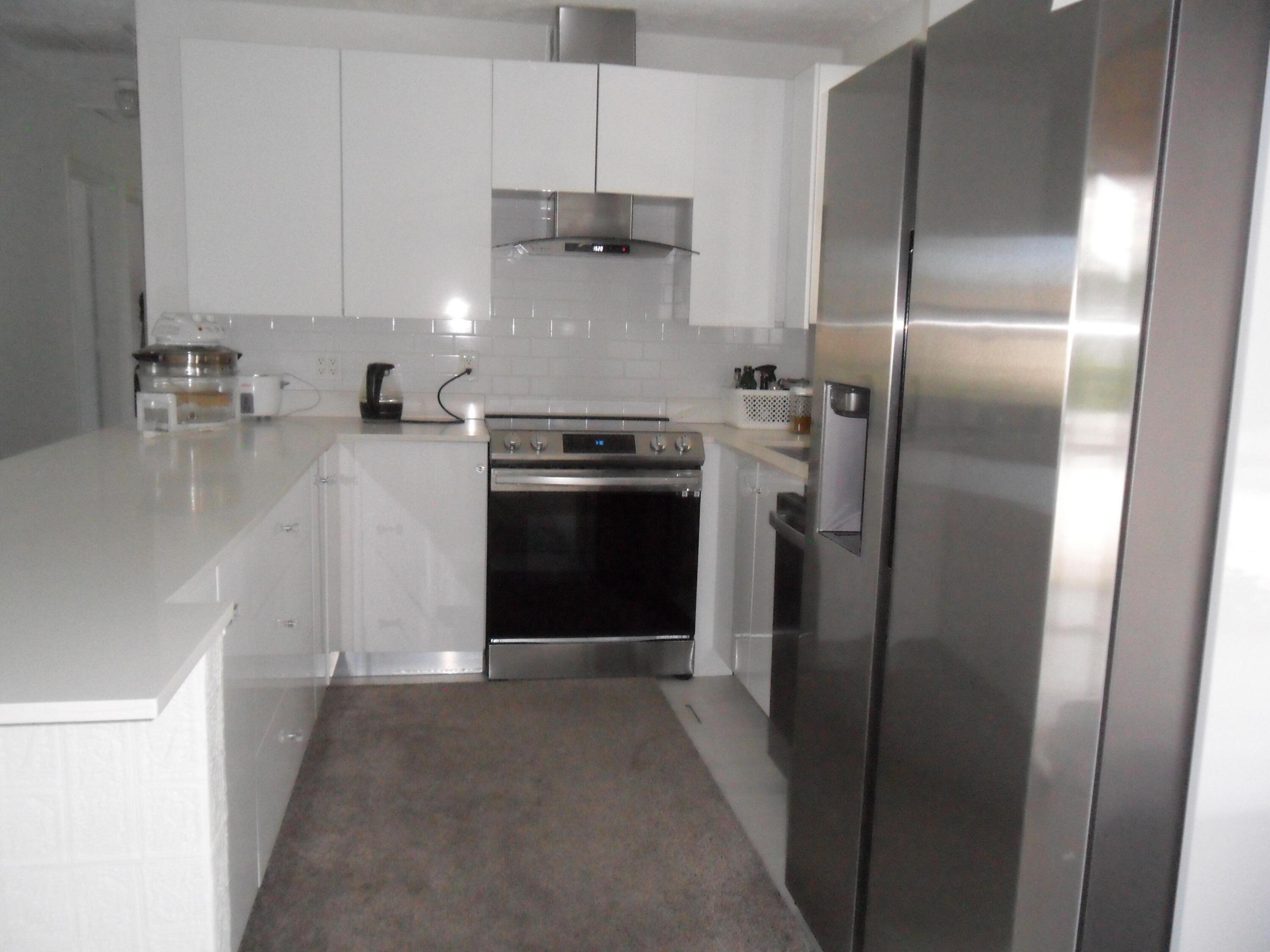 2574 Sw Deckard Street Property Photo 11