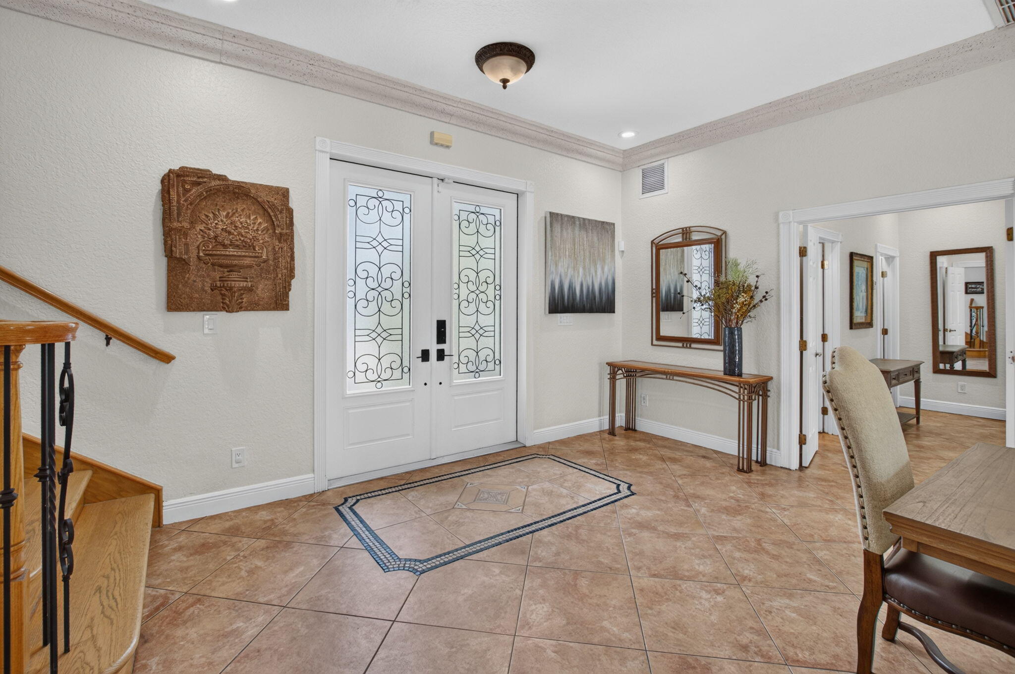749 Sw 2nd Street Property Photo 4