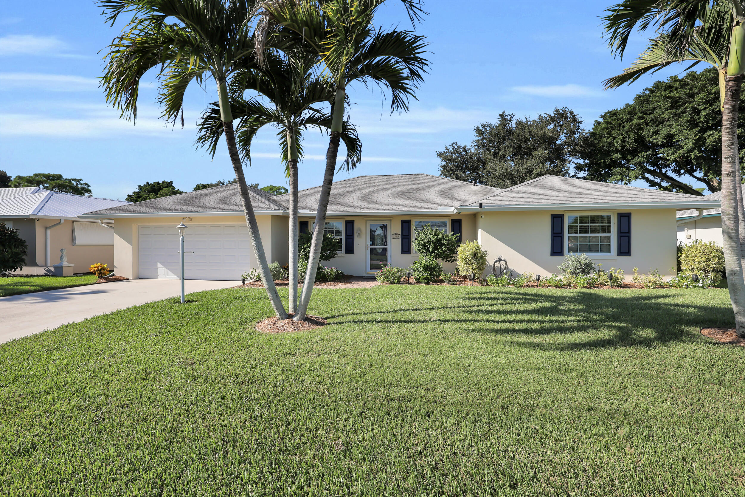 9791 Se Little Club Way N Property Photo 1
