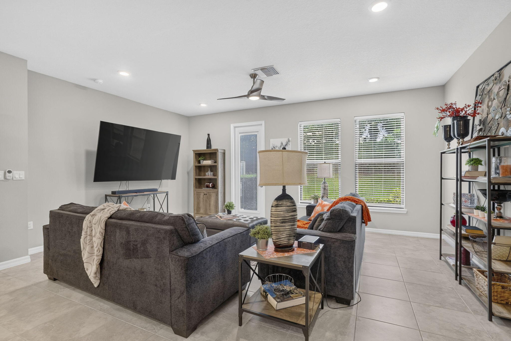 4416 Appleton Circle E Property Photo 10