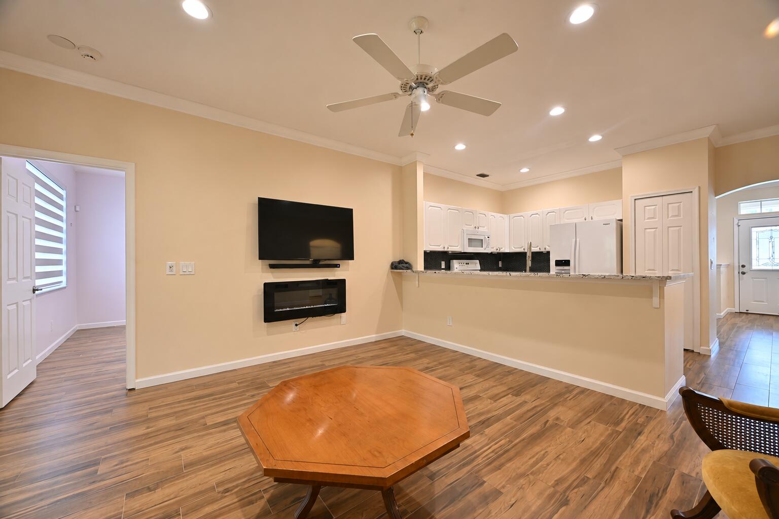 545 Nw Portofino Lane Property Photo 15