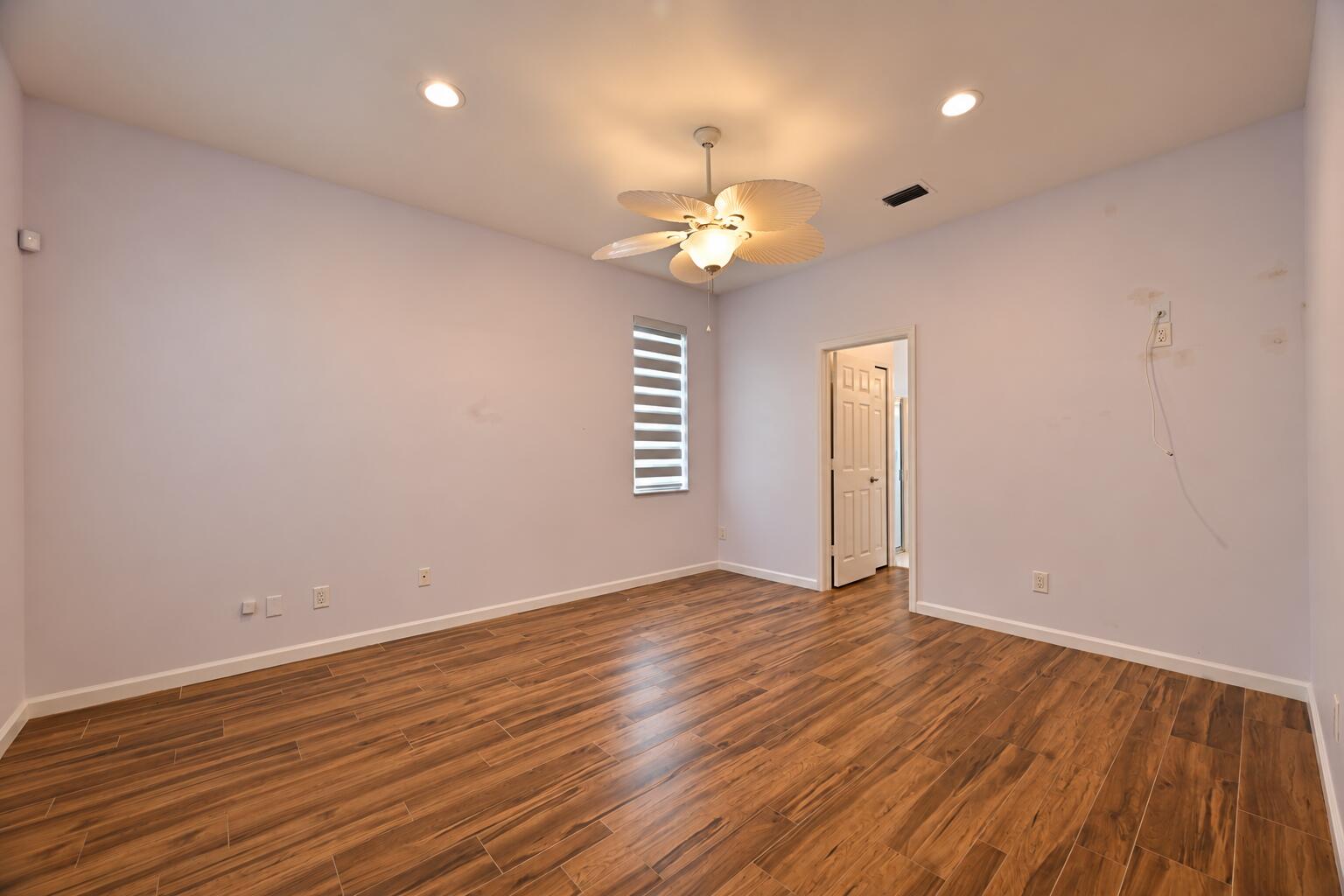 545 Nw Portofino Lane Property Photo 21