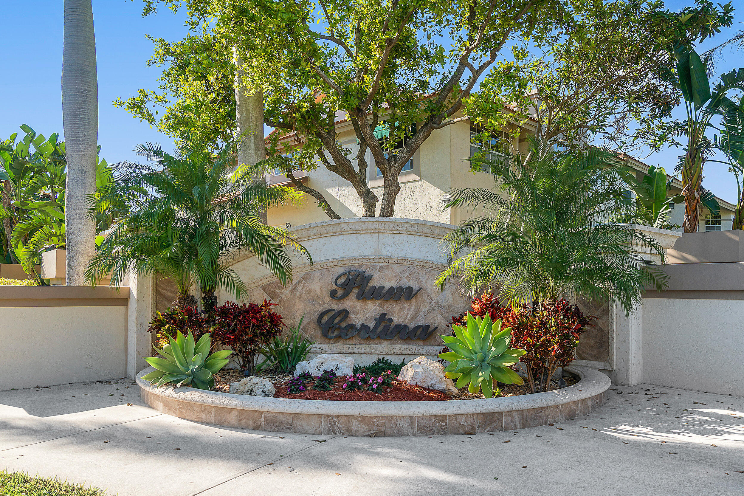 6735 Via Regina Property Photo 33
