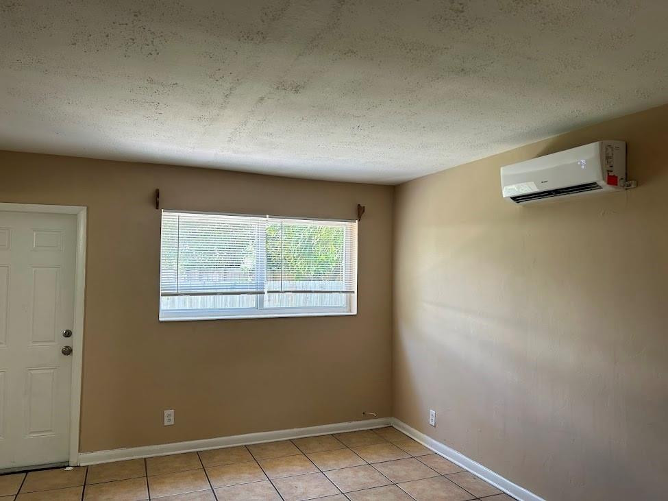 1440 Miami Road Unit 6 Property Photo 6