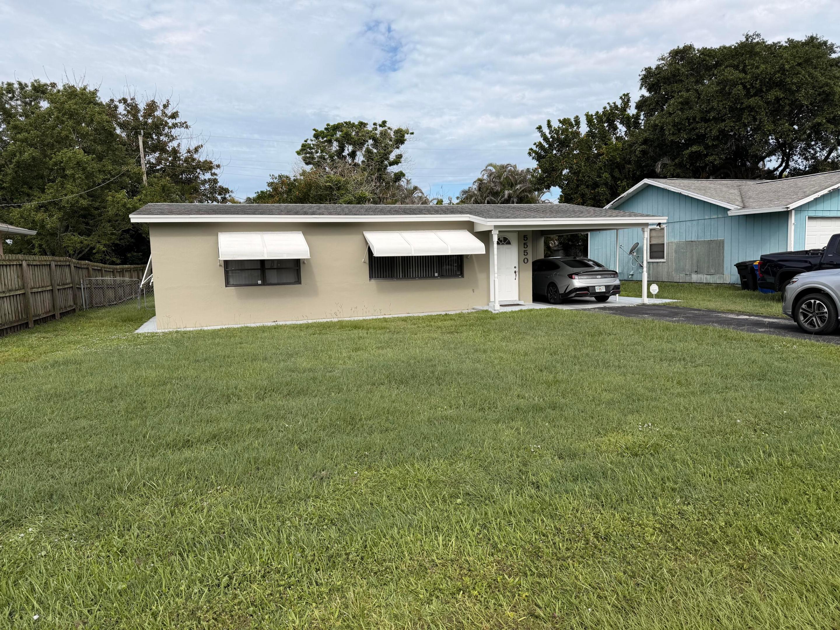 5550 Se Normandy Avenue Property Photo 1