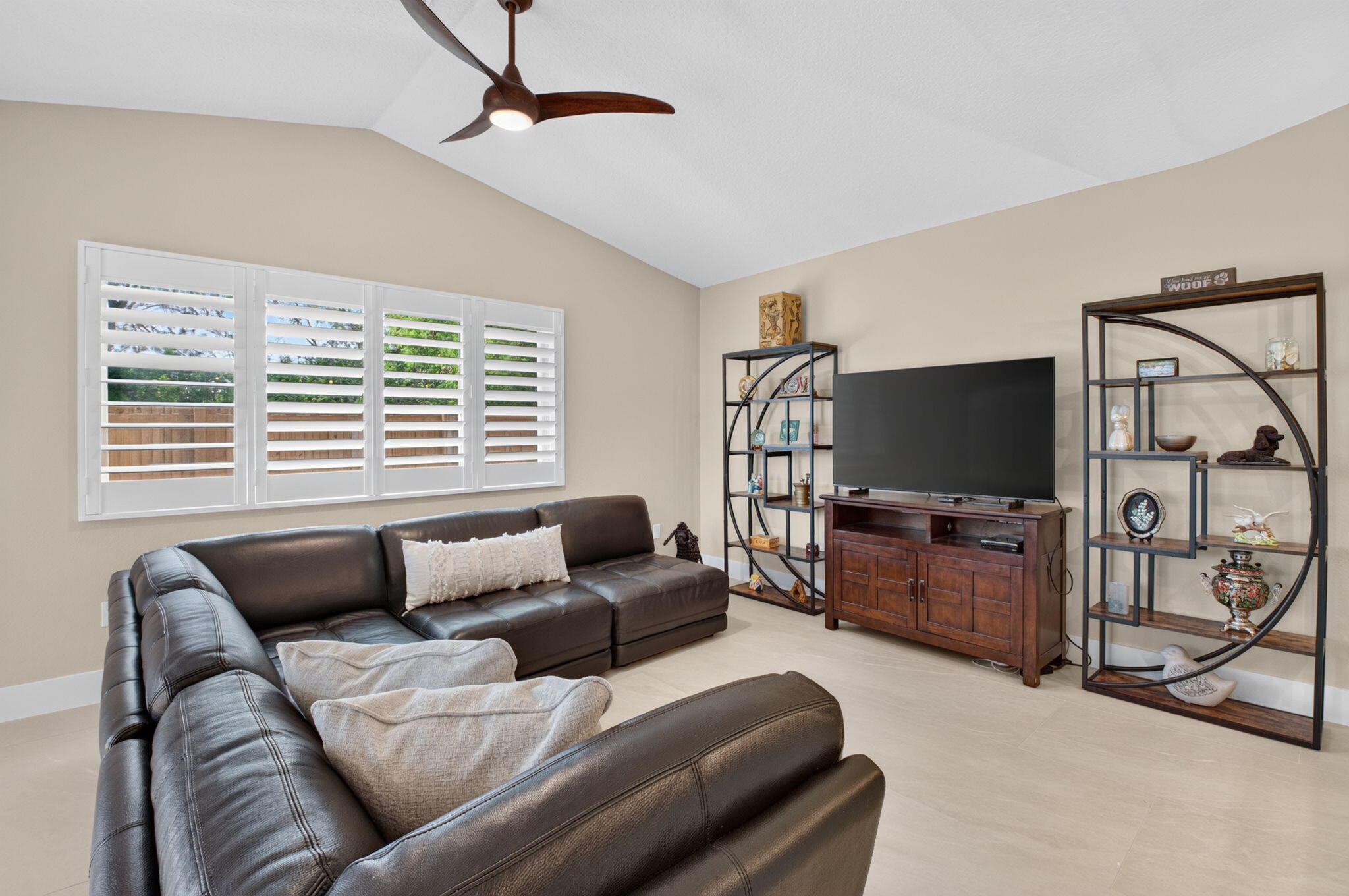 5606 Aspen Ridge Circle Property Photo 8