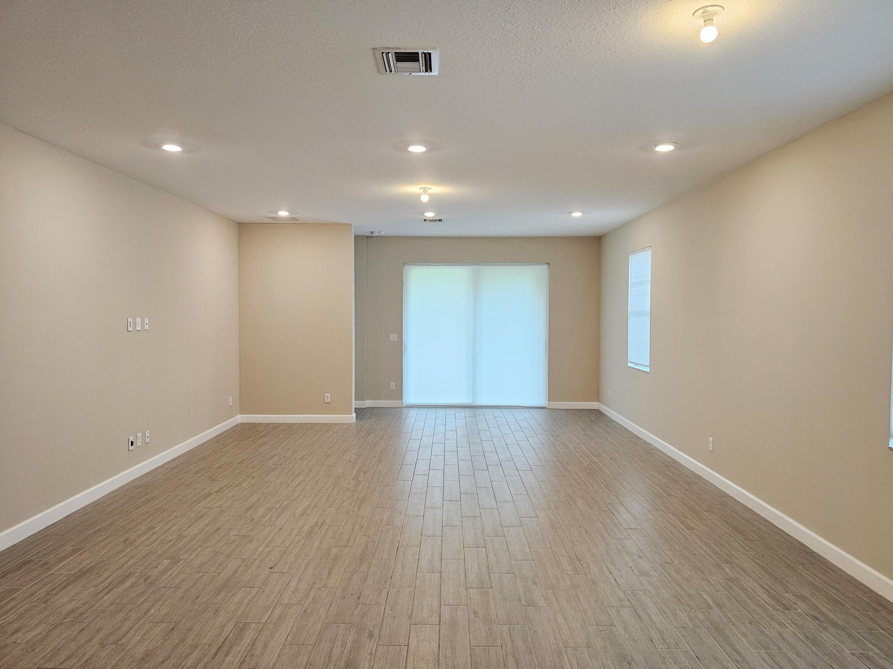 1284 Haywagon Trail Property Photo 6