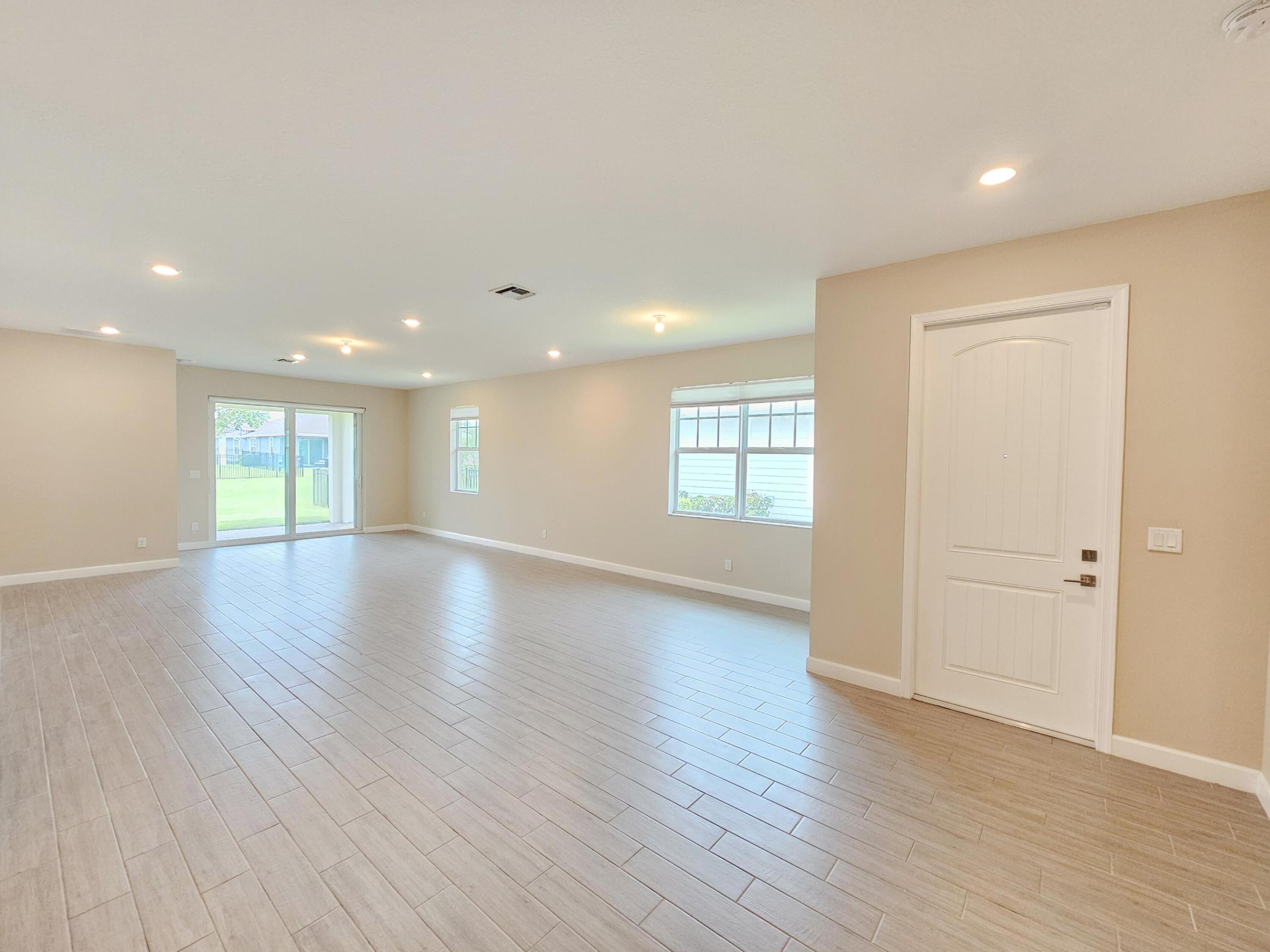 1284 Haywagon Trail Property Photo 11