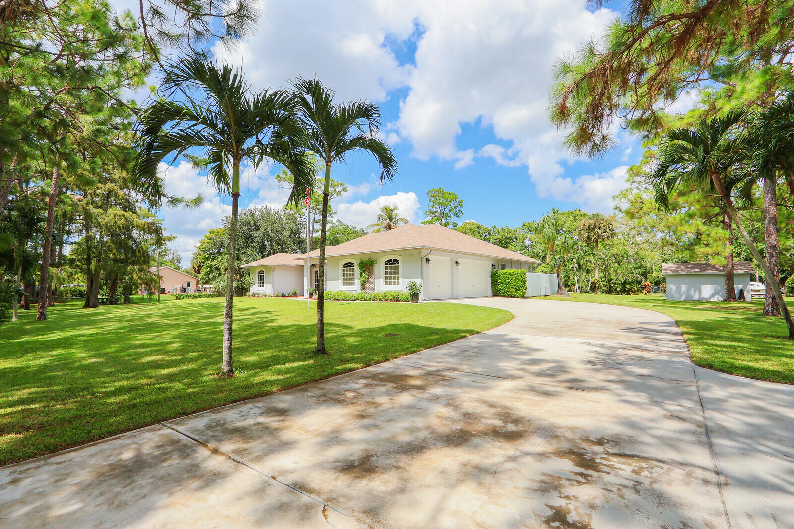 17203 47th Court N Property Photo 1