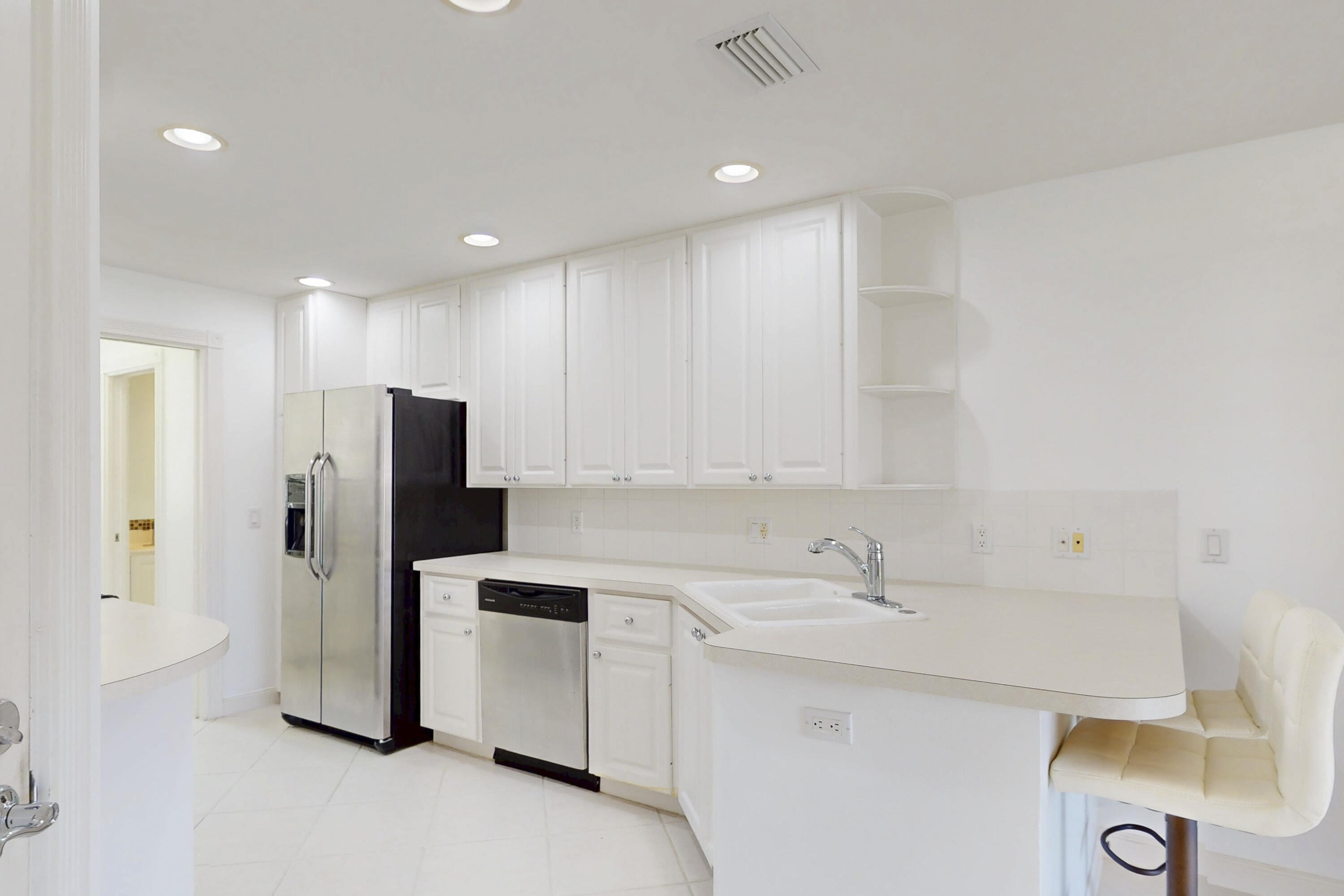 2136 Tigris Drive Property Photo 8