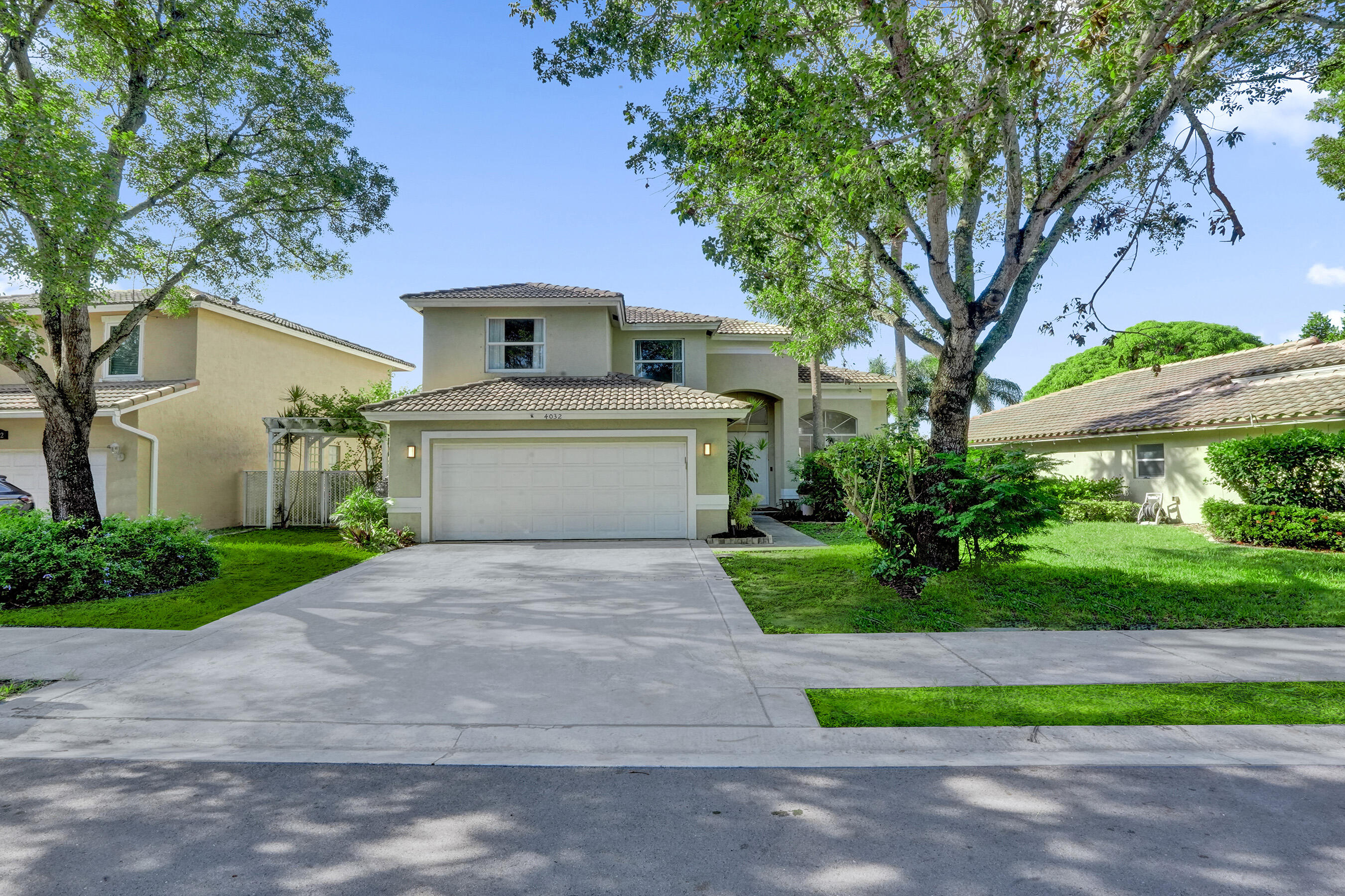 4032 Nw 63rd Street Property Photo 1