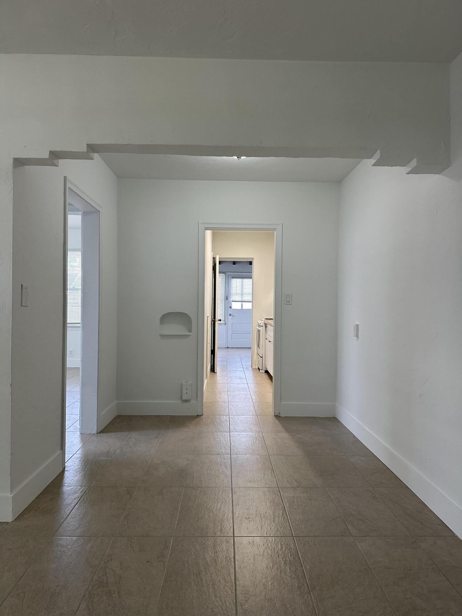 1018 Ne 3rd Street 1018 Property Photo 5