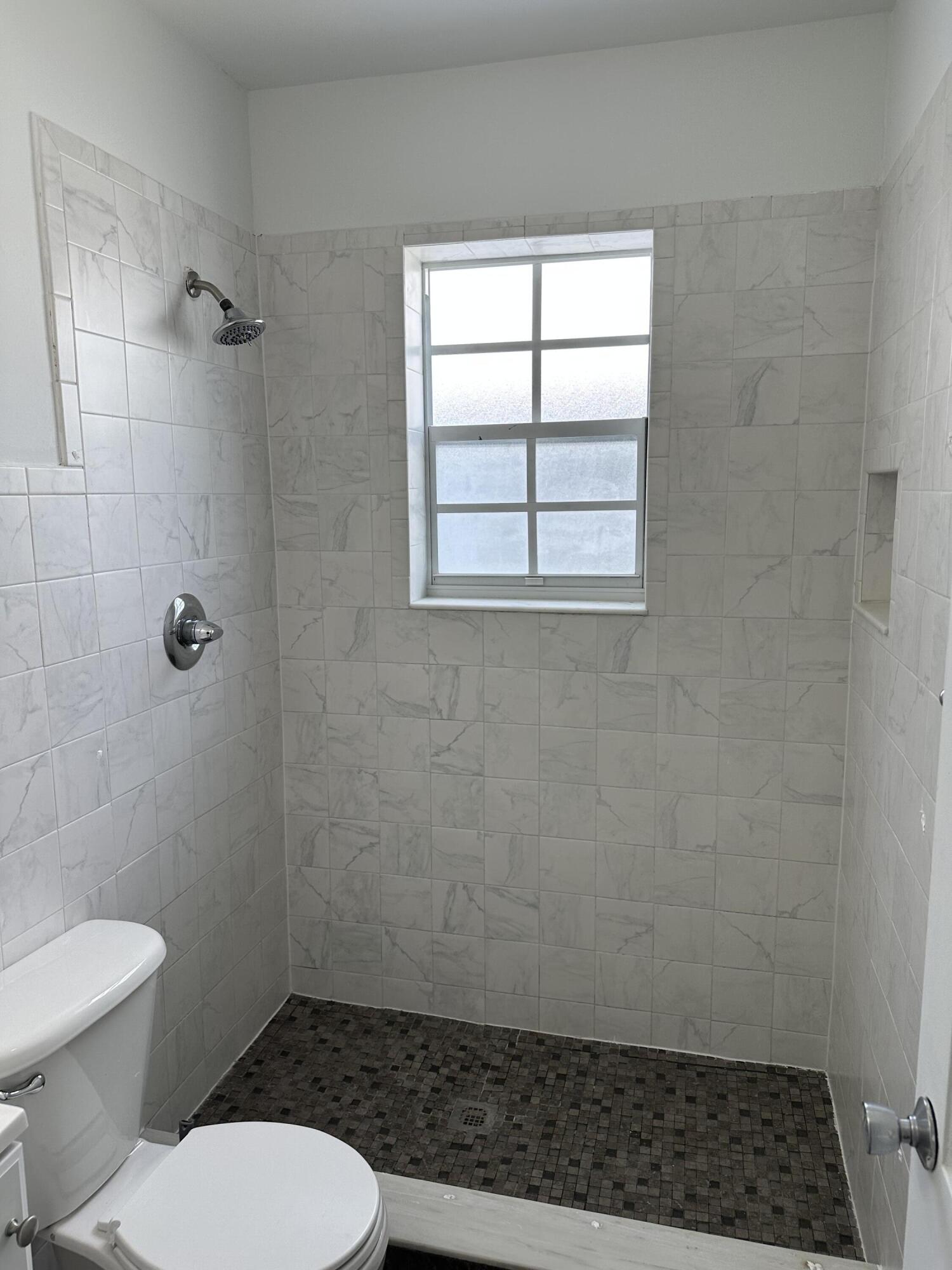 1018 Ne 3rd Street 1018 Property Photo 10