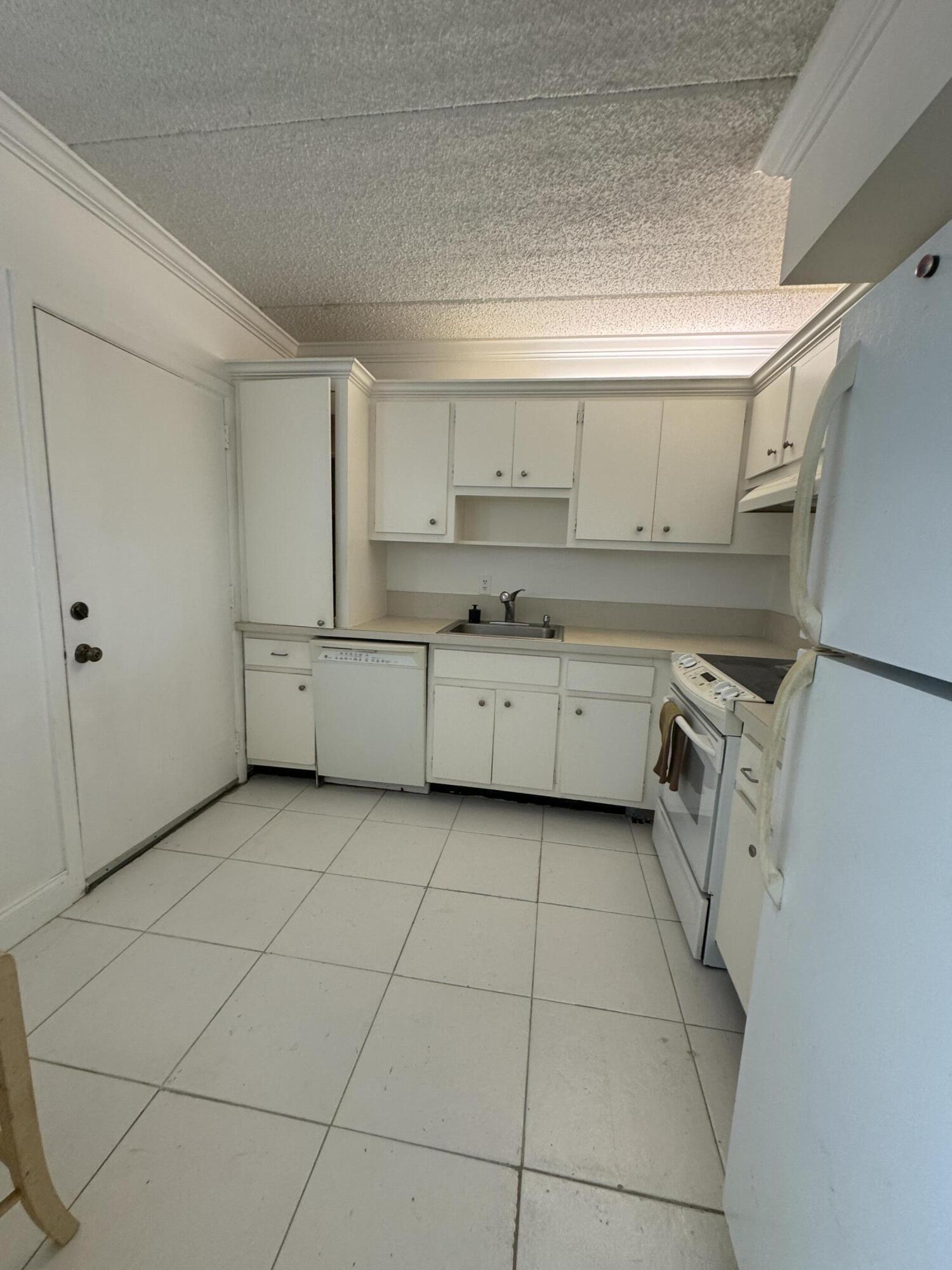 4500 N Flagler Drive D2 Property Photo 8