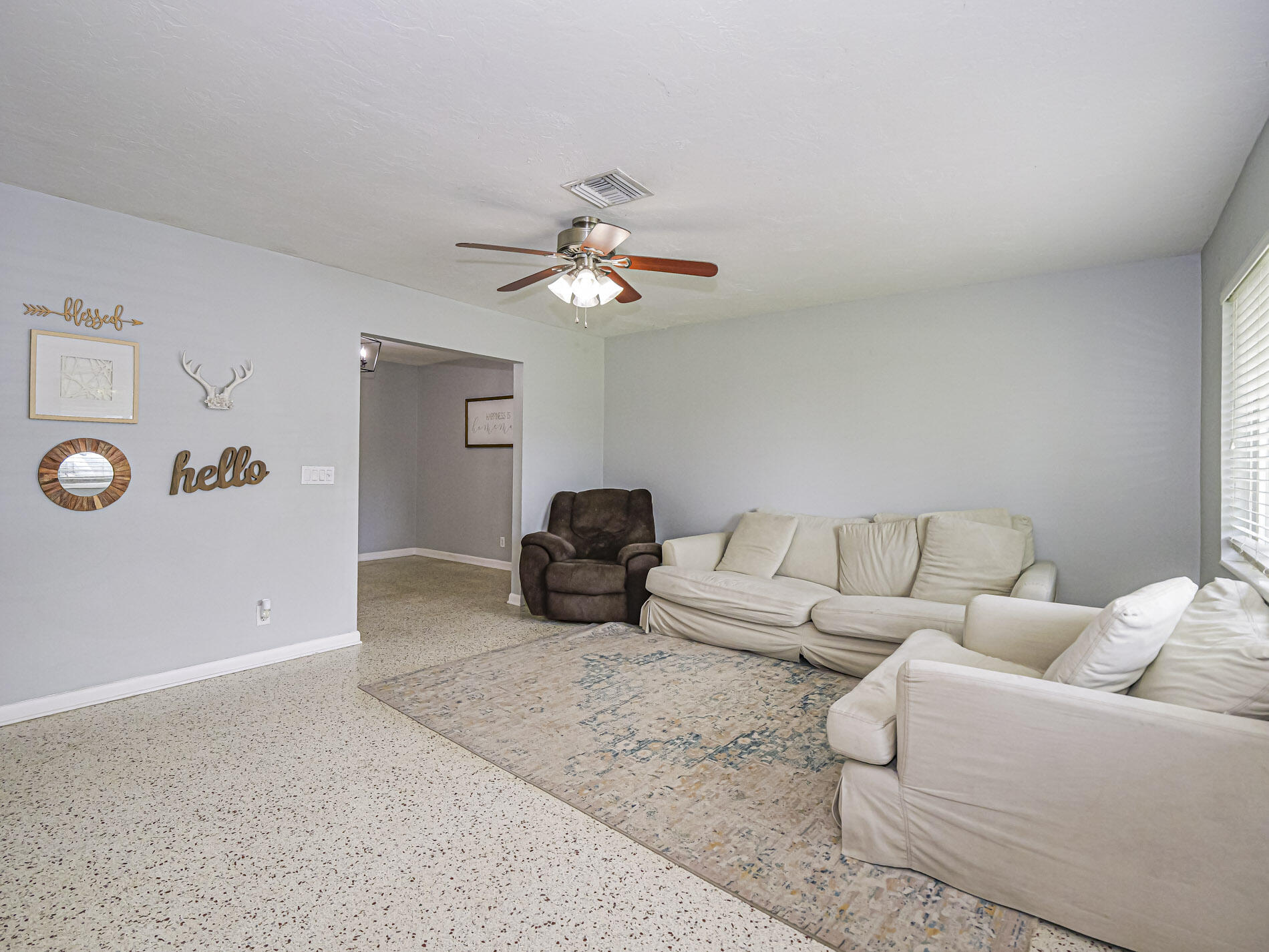 2755 6th Place Property Photo 11