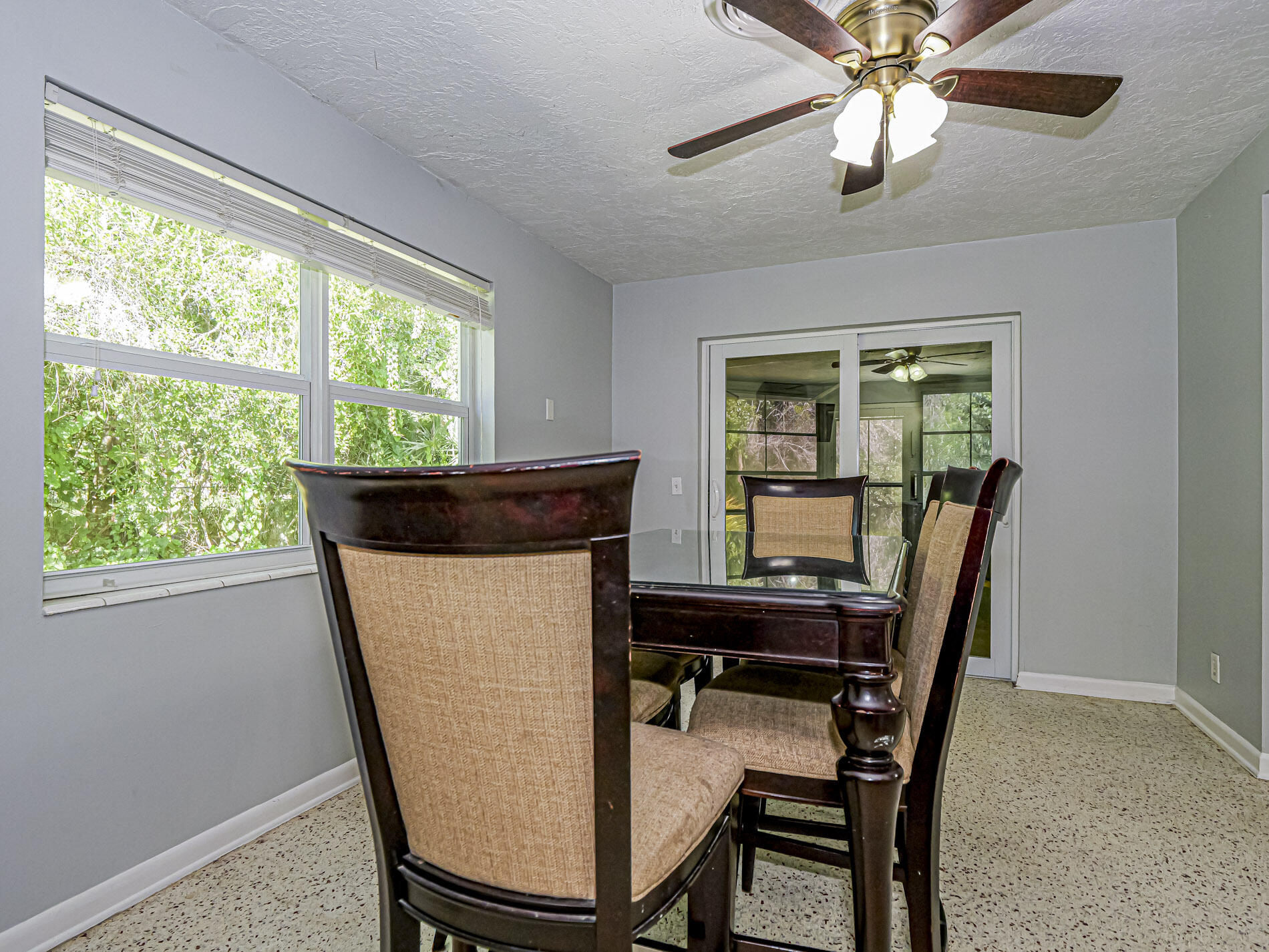 2755 6th Place Property Photo 19