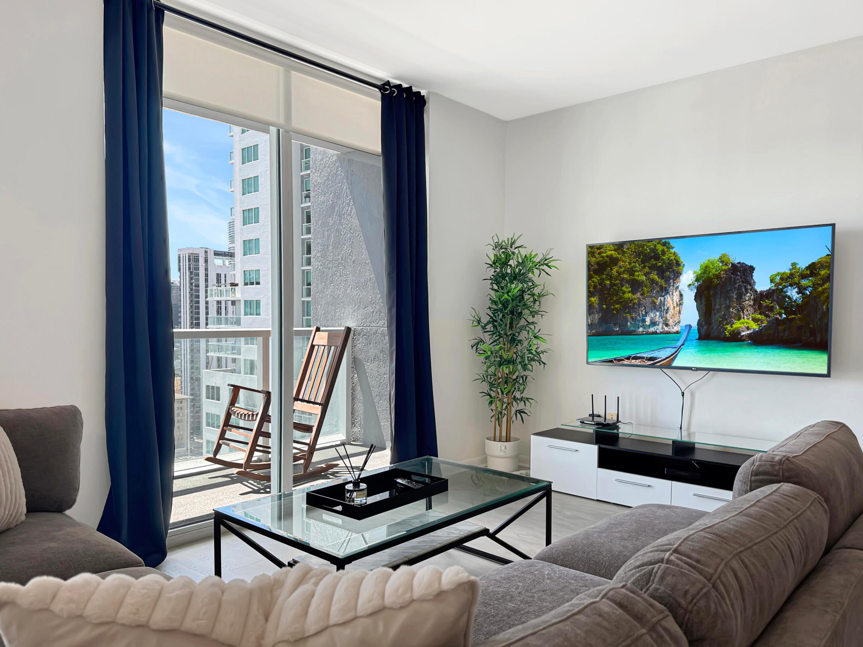 244 Biscayne Boulevard 3005 Property Photo 6