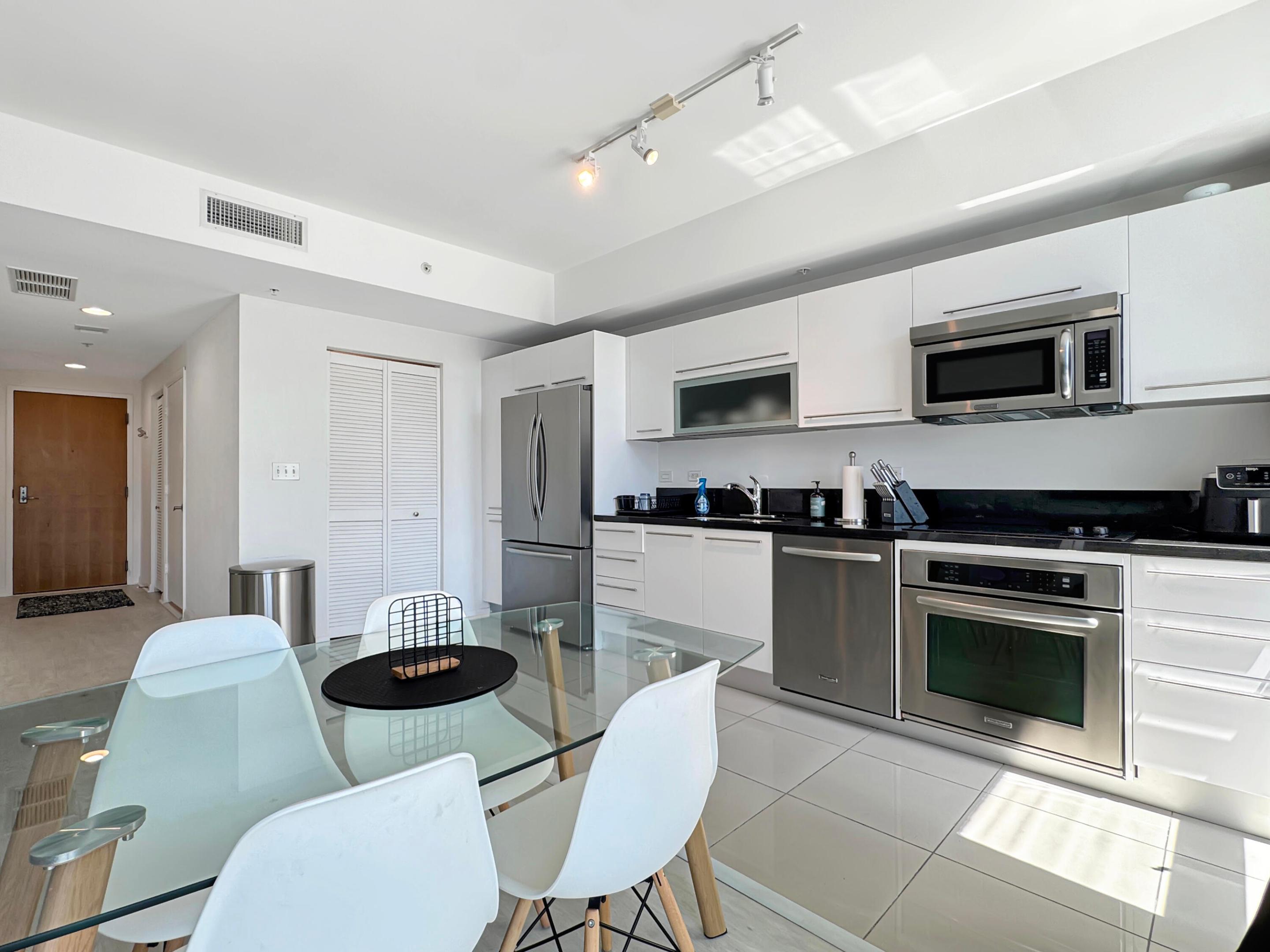 244 Biscayne Boulevard 3005 Property Photo 11