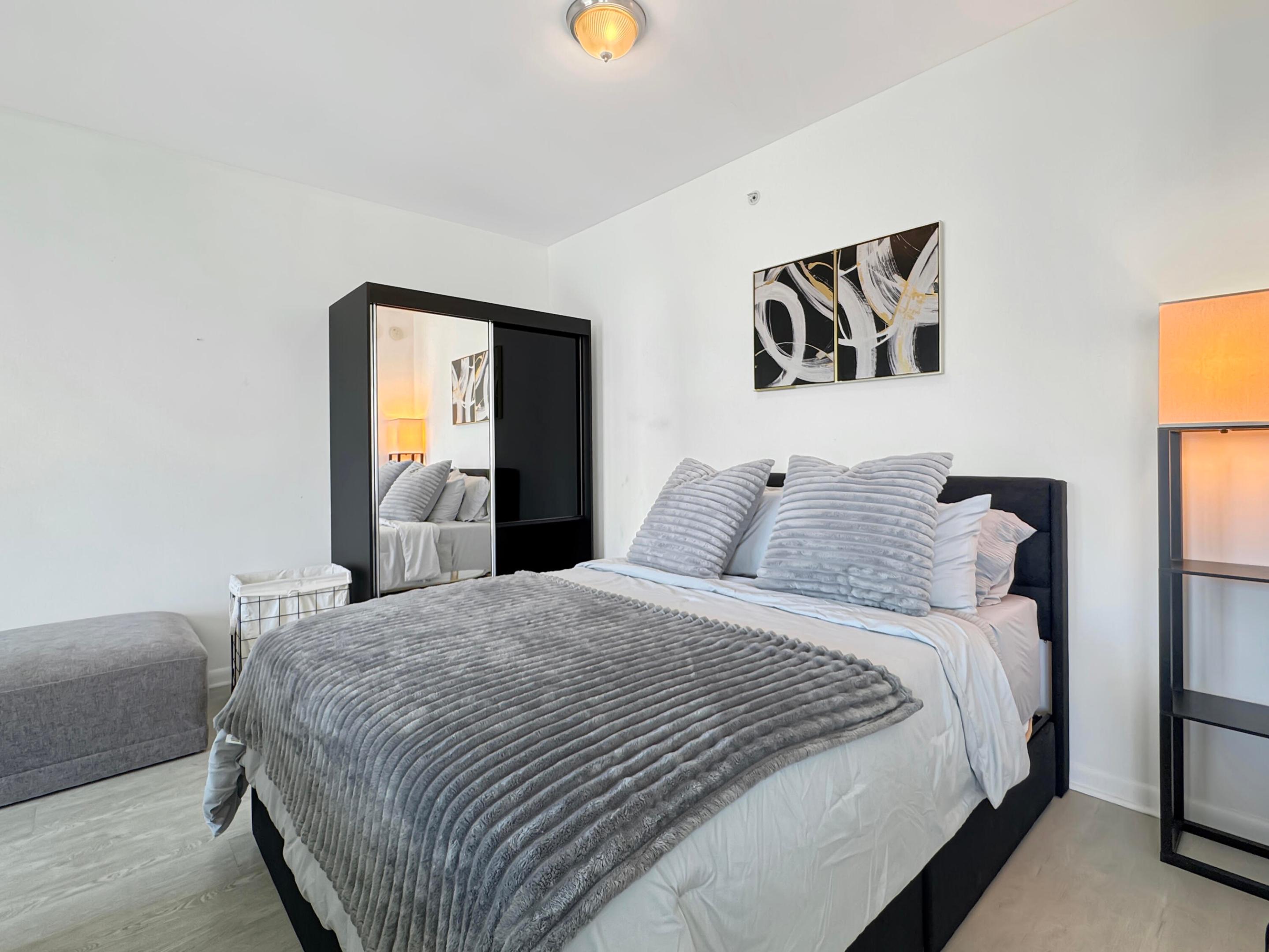 244 Biscayne Boulevard 3005 Property Photo 13