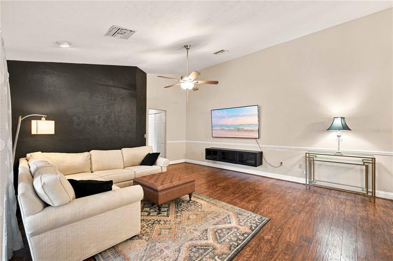 3438 Nw 104th Way Property Photo 6