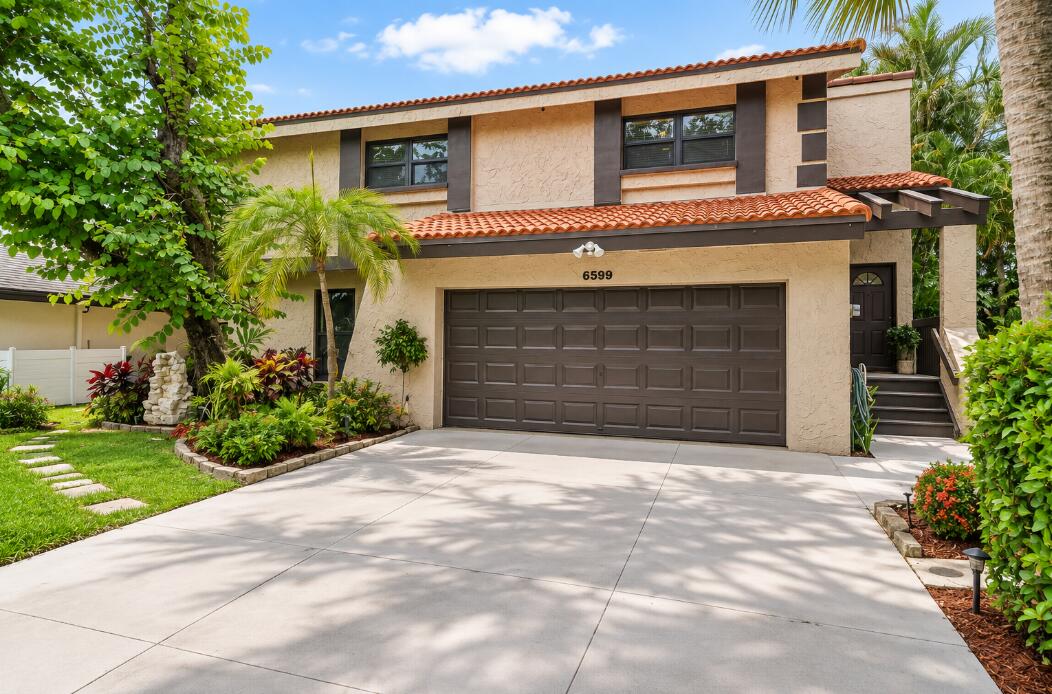 6599 Pond Apple Road Property Photo 4