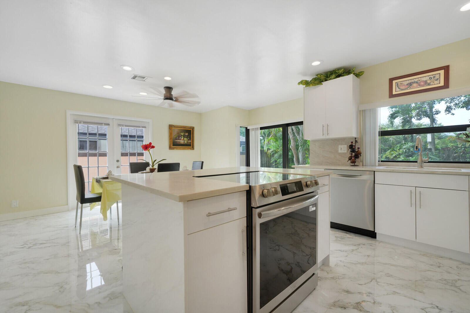 6599 Pond Apple Road Property Photo 20