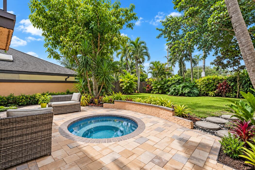 6599 Pond Apple Road Property Photo 37