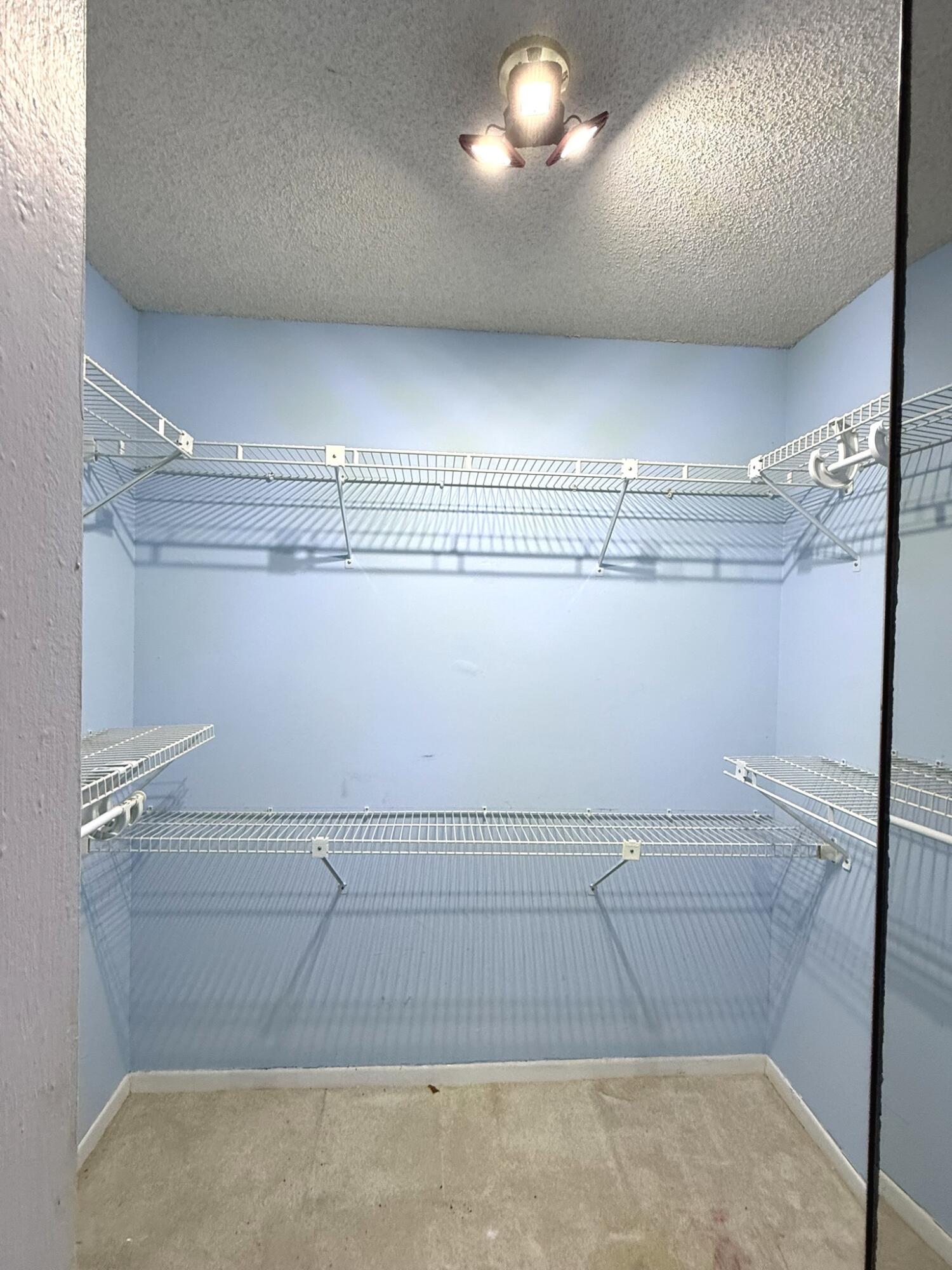 806 Se 7th Street 308 Property Photo 1