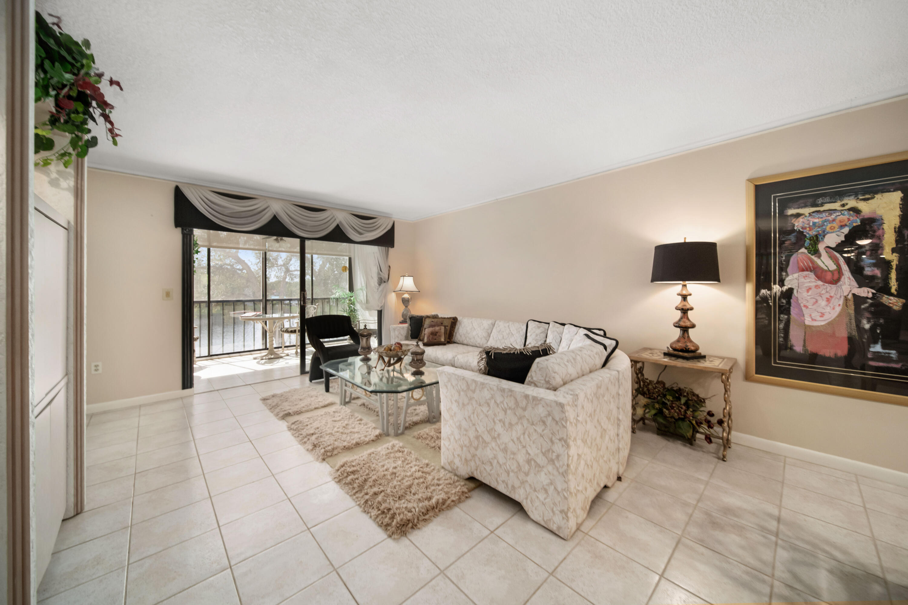 6037 Pointe Regal Circle 307 Property Photo 8