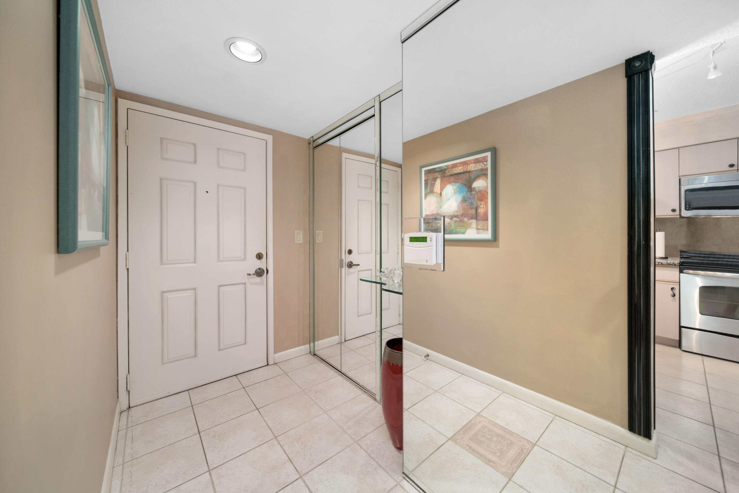6037 Pointe Regal Circle 307 Property Photo 12