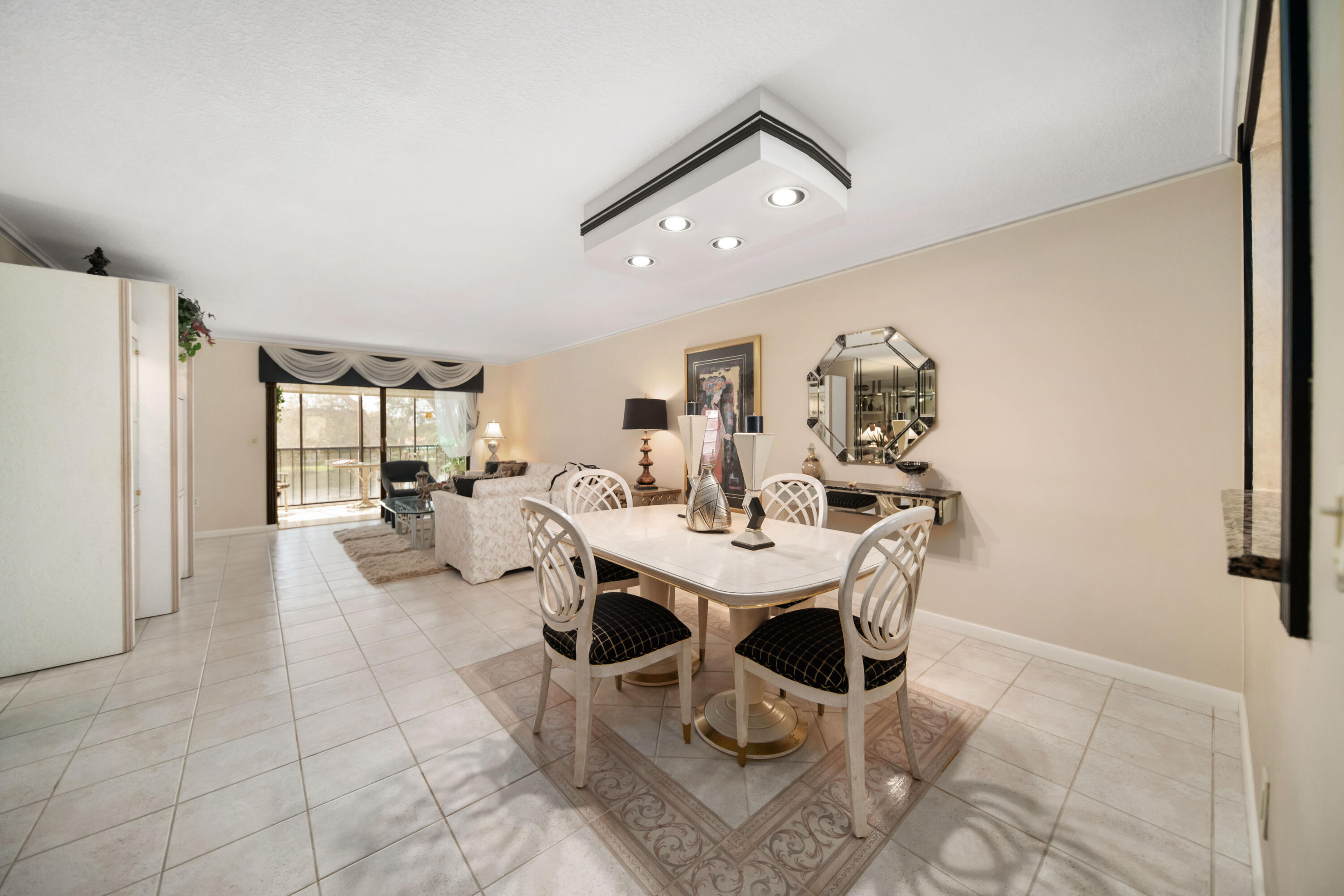 6037 Pointe Regal Circle 307 Property Photo 14
