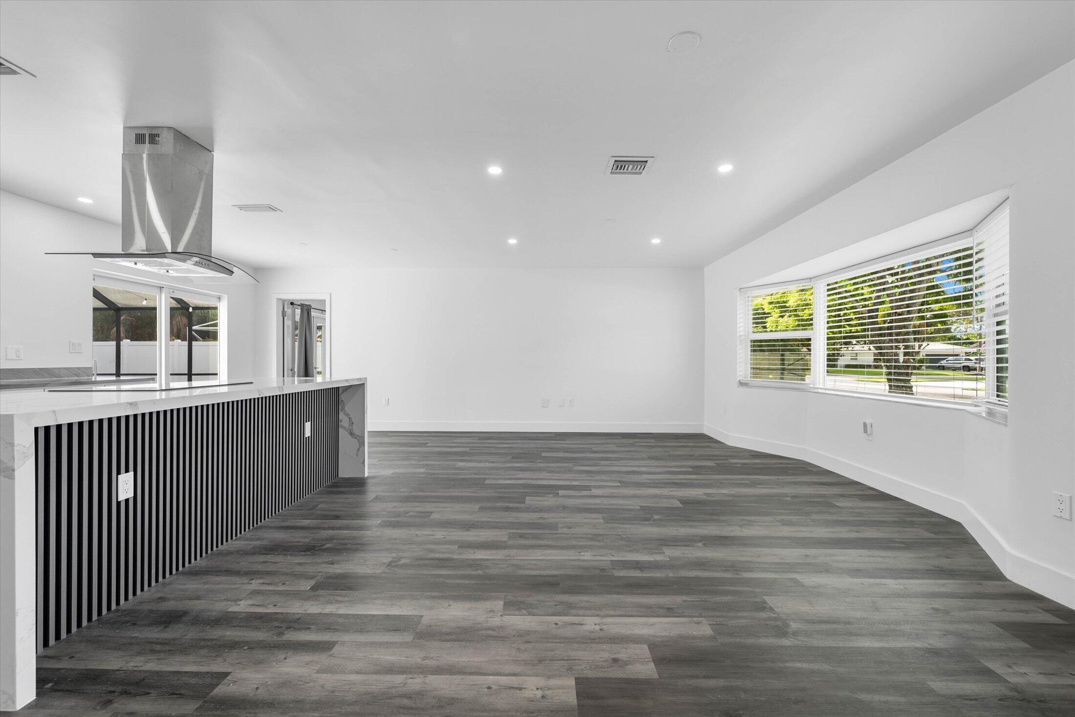 1650 Nw 9th Street Property Photo 5