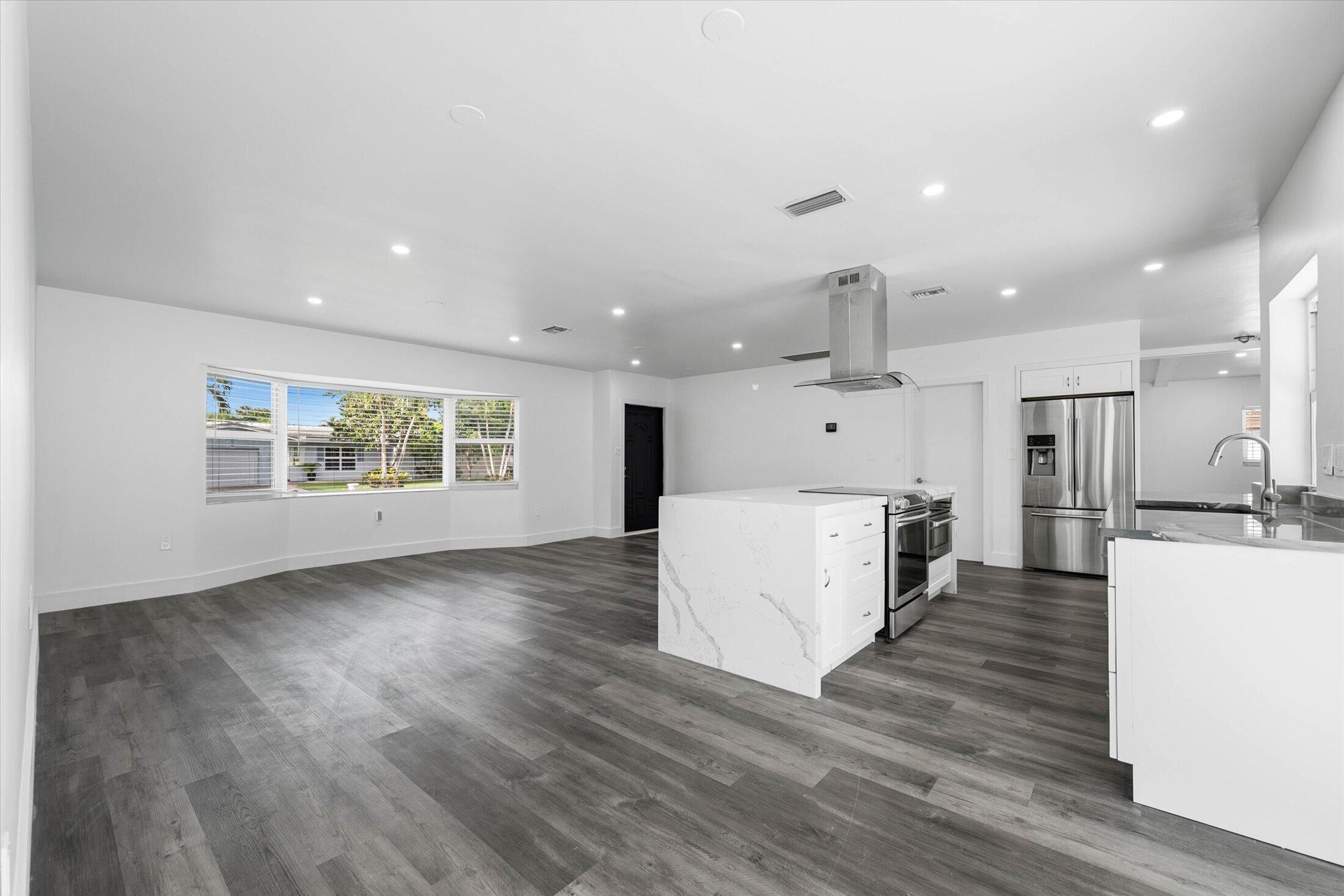 1650 Nw 9th Street Property Photo 8
