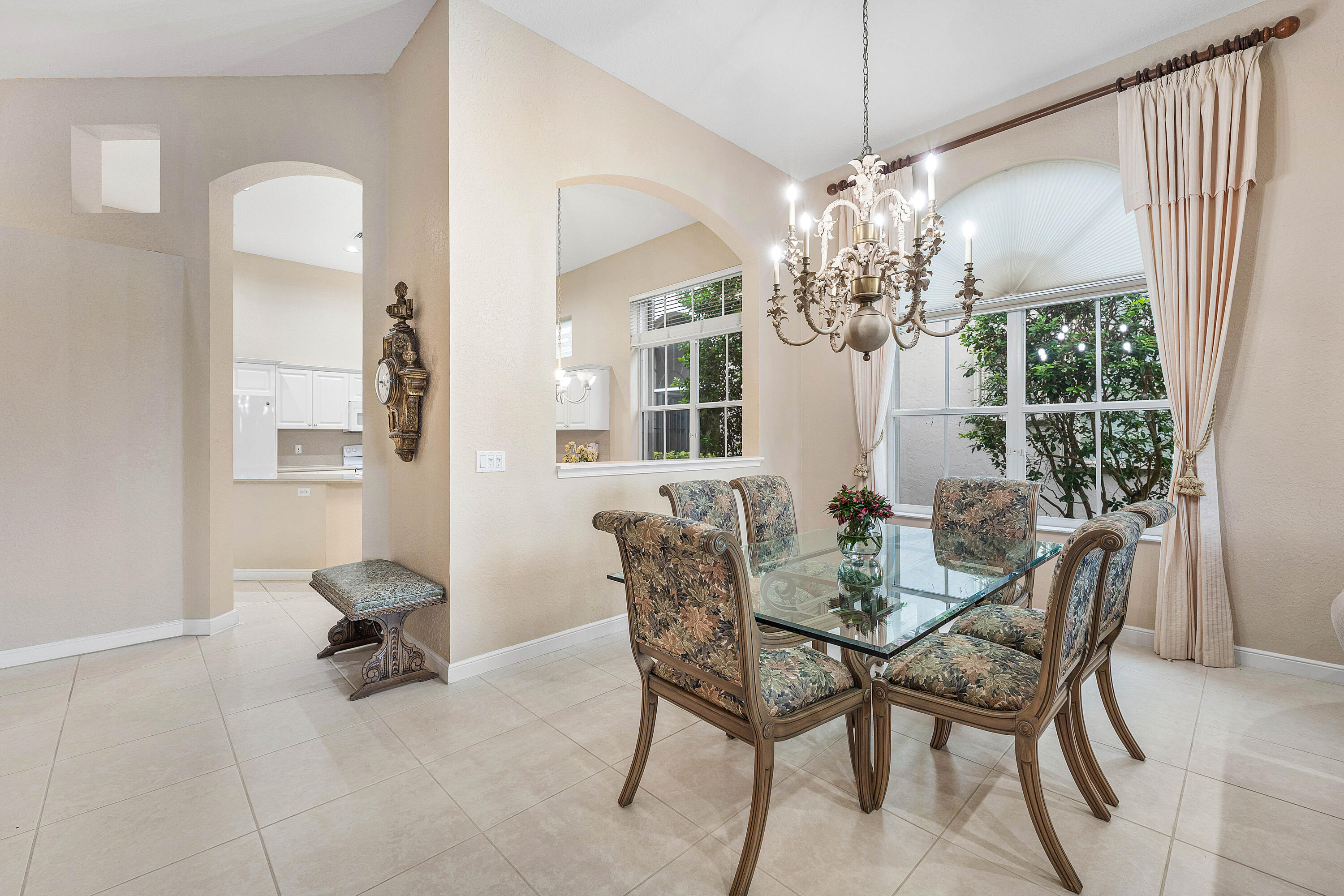 6947 Fairway Lakes Drive Property Photo 12